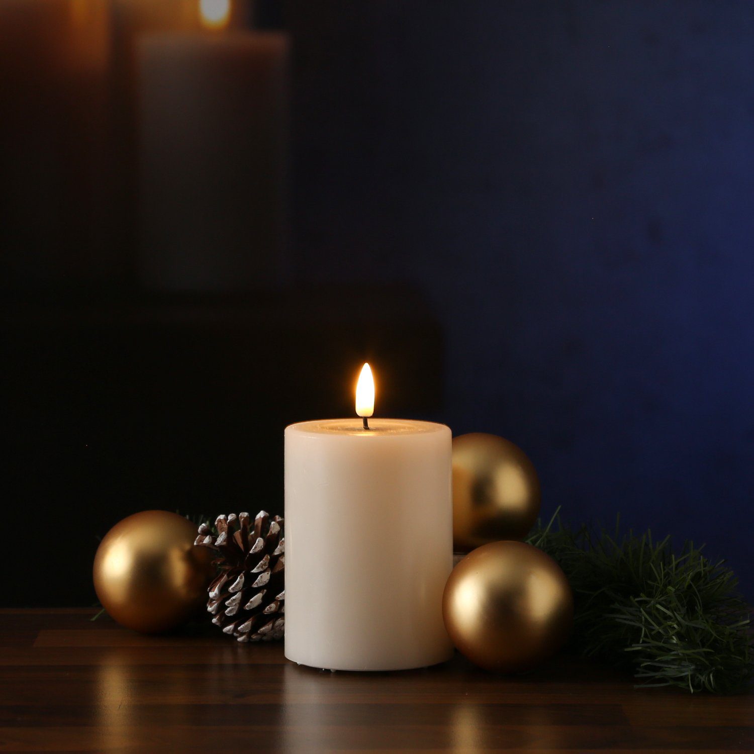 Deluxe Homeart LED-Kerze Mia Deluxe Echtwachs Wachsspiegel flackernd H: 10c günstig online kaufen