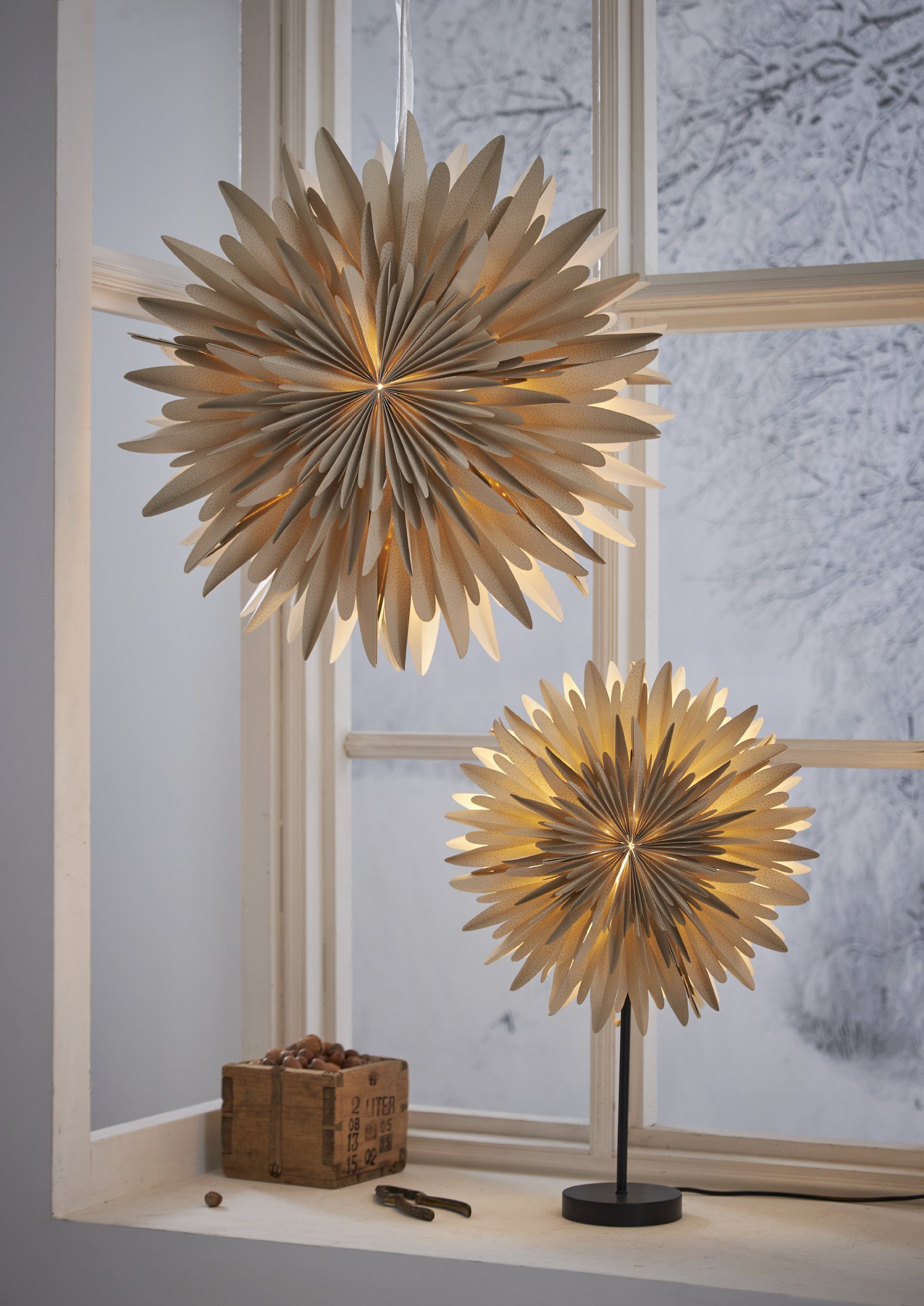 EGLO Papierstern Winter, Tischlampe mit Weihnachtsstern, beleuchtet aus Papier, Kabel, E14