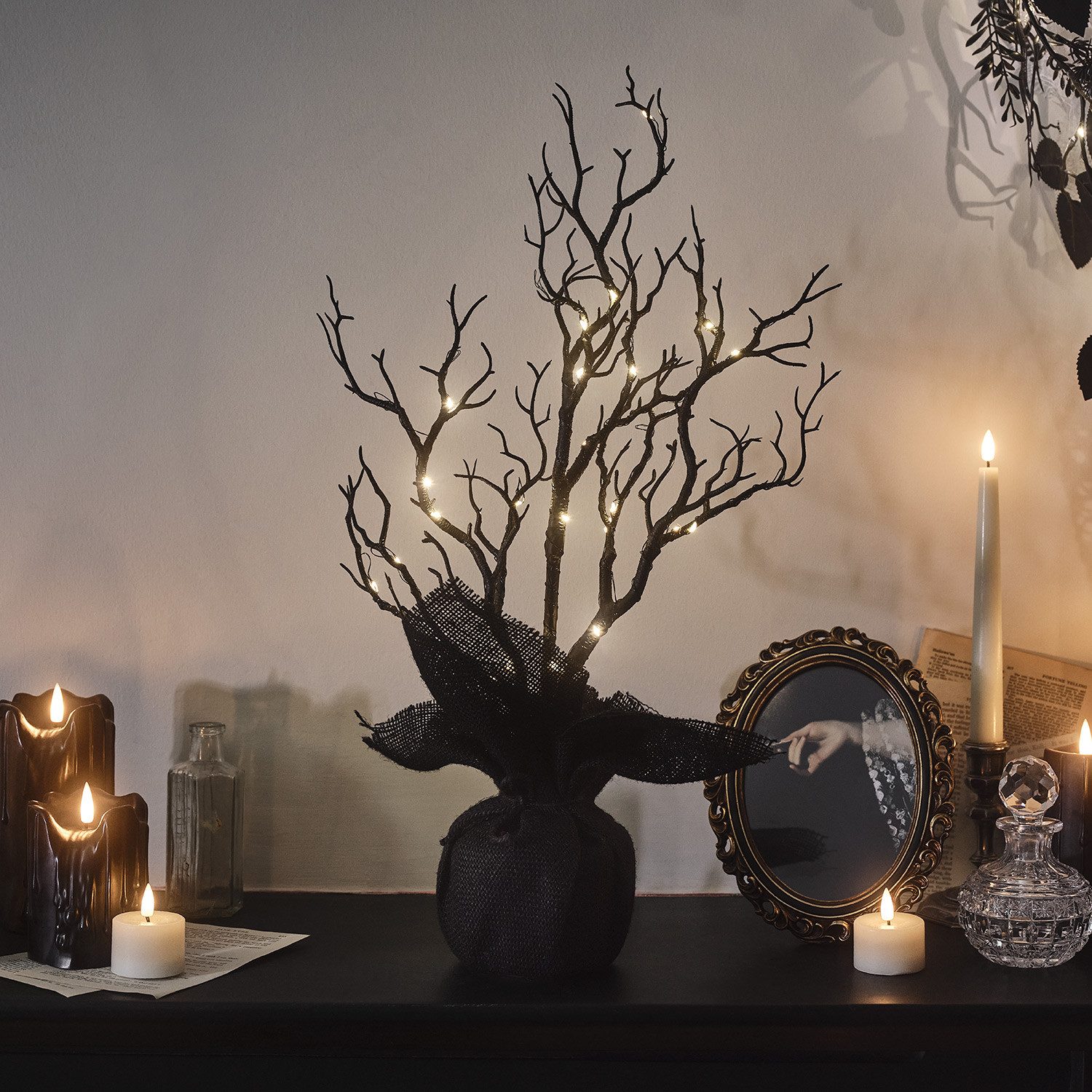 Lights4fun Künstlicher Weihnachtsbaum 50cm LED Baum Halloween Deko