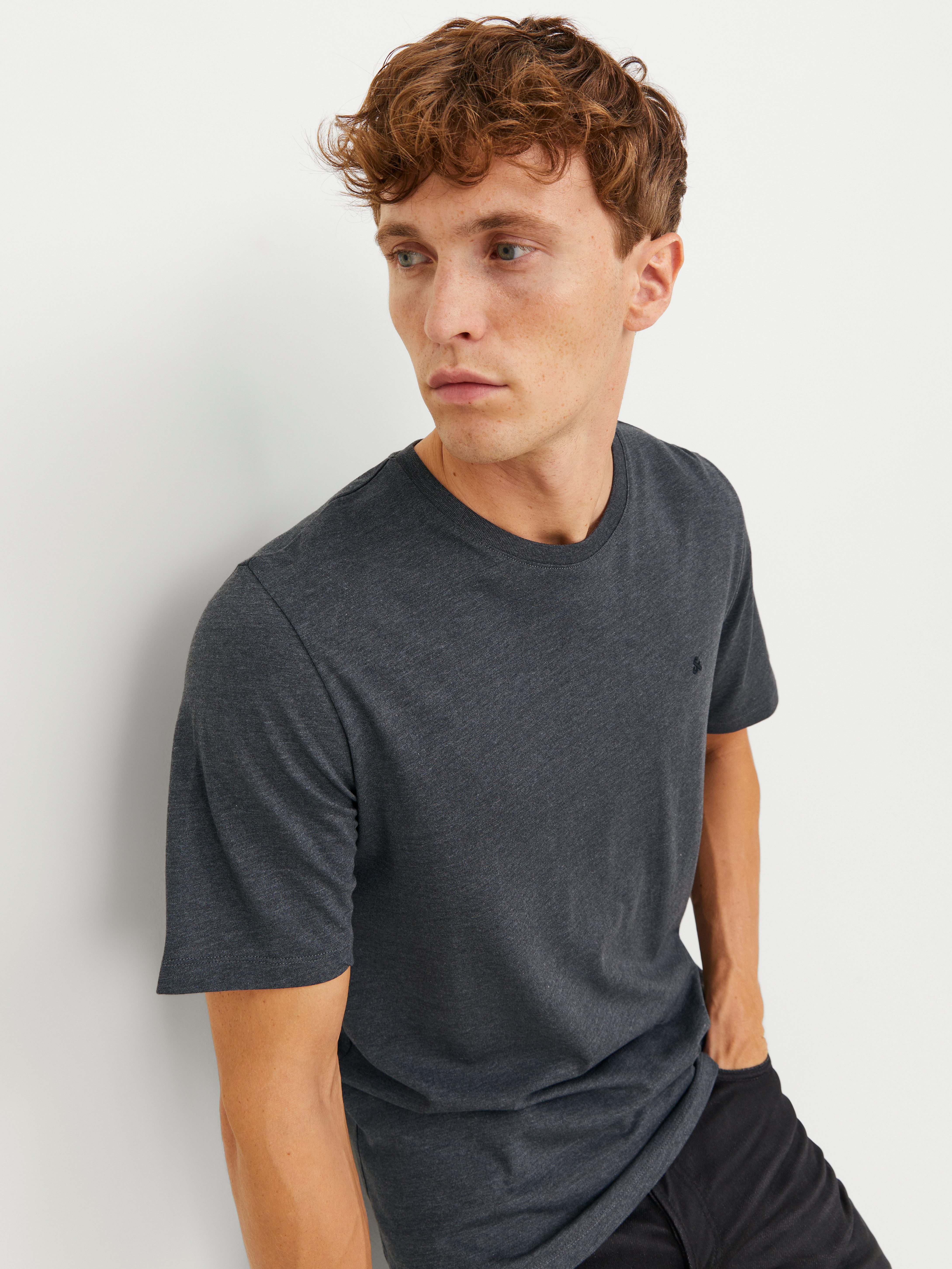 Jack & Jones Rundhalsshirt JJEPAULOS TEE SS CREW NECK NOOS Baumwollmischung, regular fit