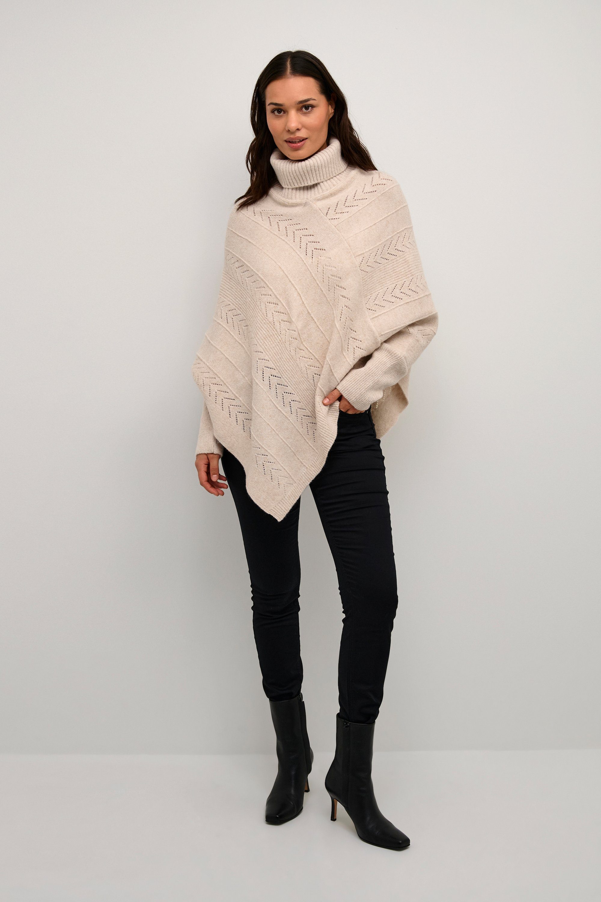 Cream Strickponcho Poncho CRHoliday