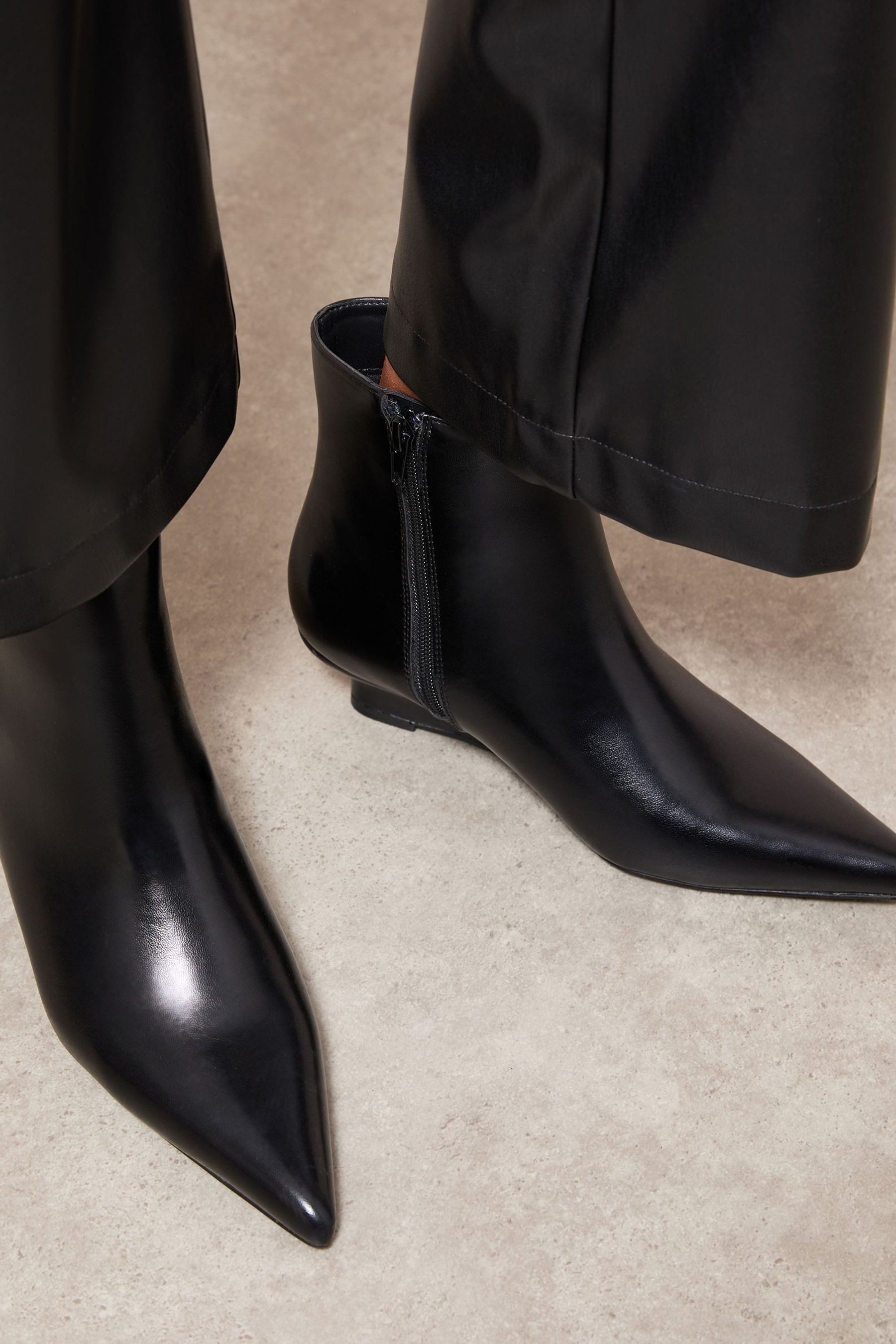 Friends Like These Friends Like These Stiefeletten mit Keilabsatz Keilstief günstig online kaufen