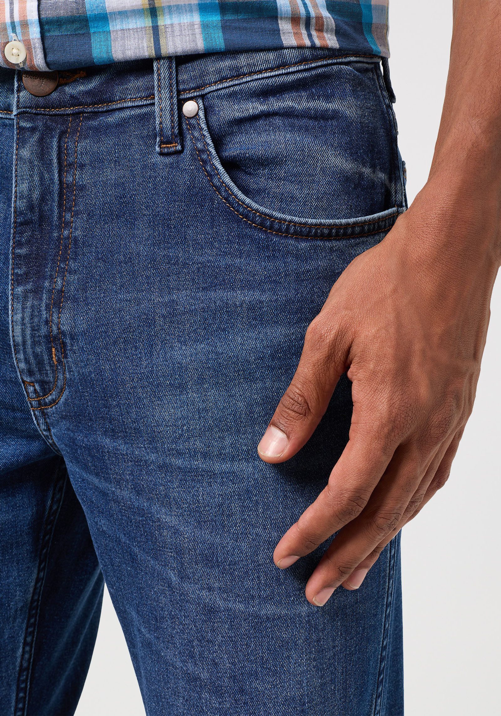 Wrangler 5-Pocket-Jeans River FREE TO STRETCH Regular fit