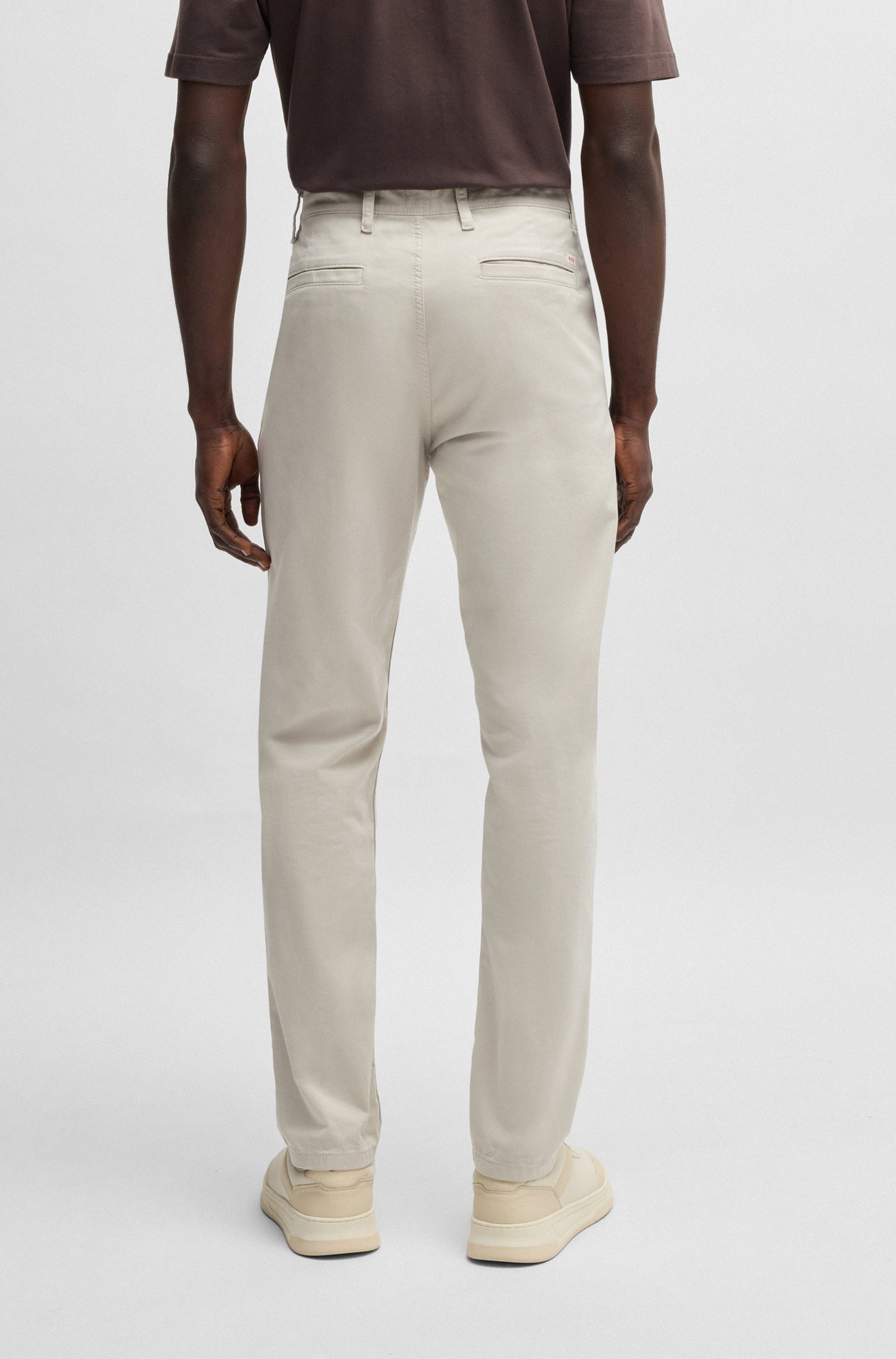 BOSS ORANGE Chinohose tapered mit BOSS Logo hinten günstig online kaufen