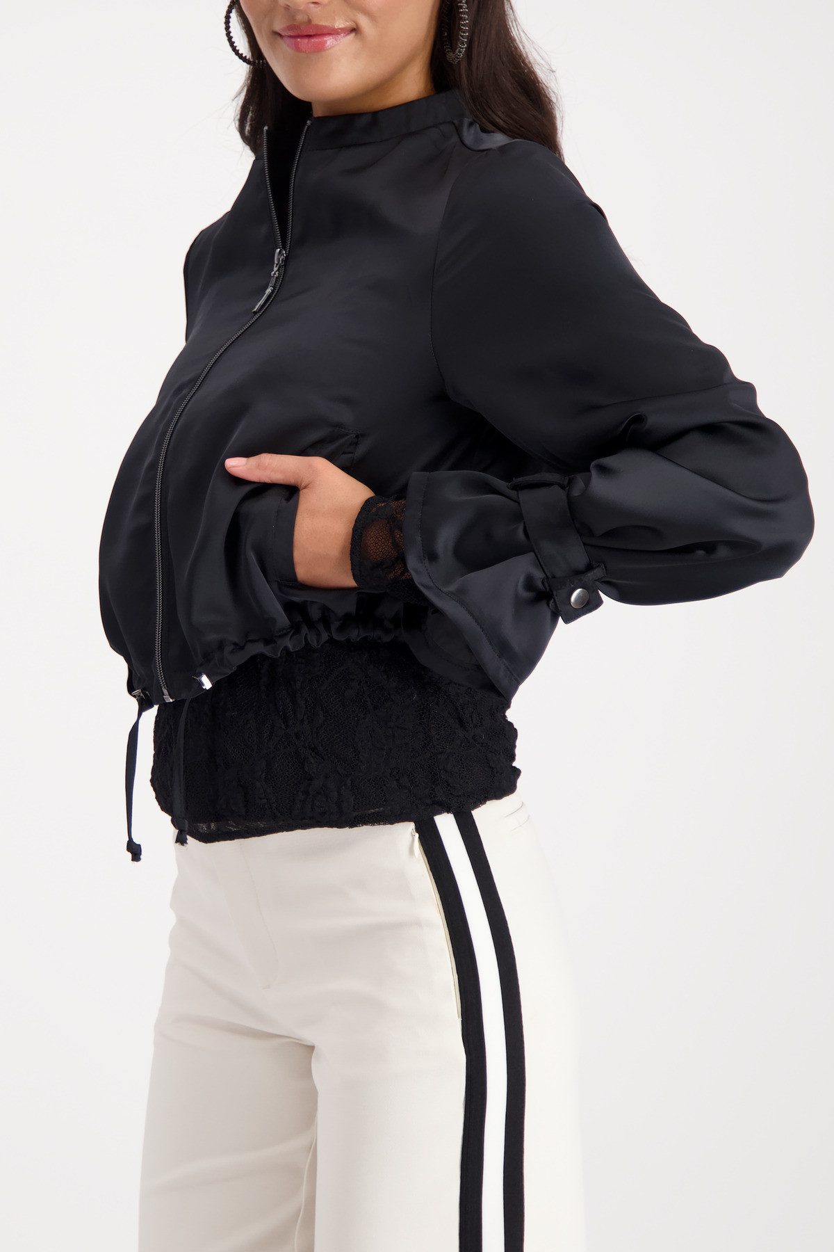 Monari Blouson Jacke Satinblouson Regular fit mit Stehkragen günstig online kaufen