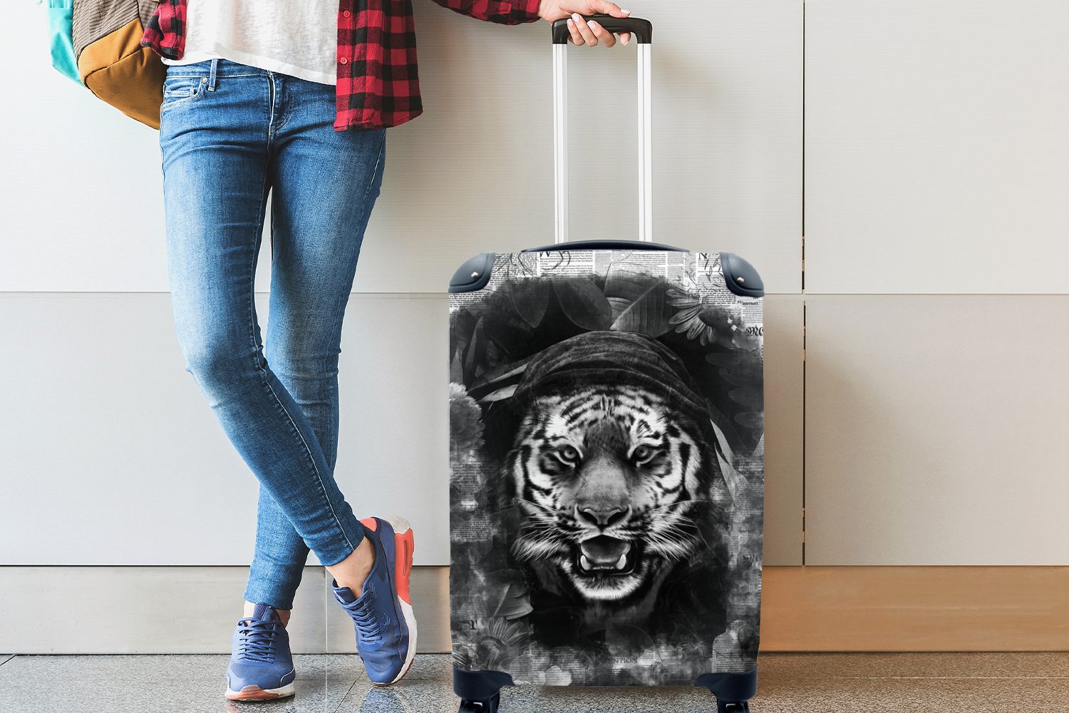 MuchoWow Handgepäckkoffer schwarz, Handgepäck auf Tiger Kapuze von Reisekoffer einem Reisetasche mit Rollen, mit Ferien, Hintergrund für rollen, 4 einer Zeitungen Trolley, 