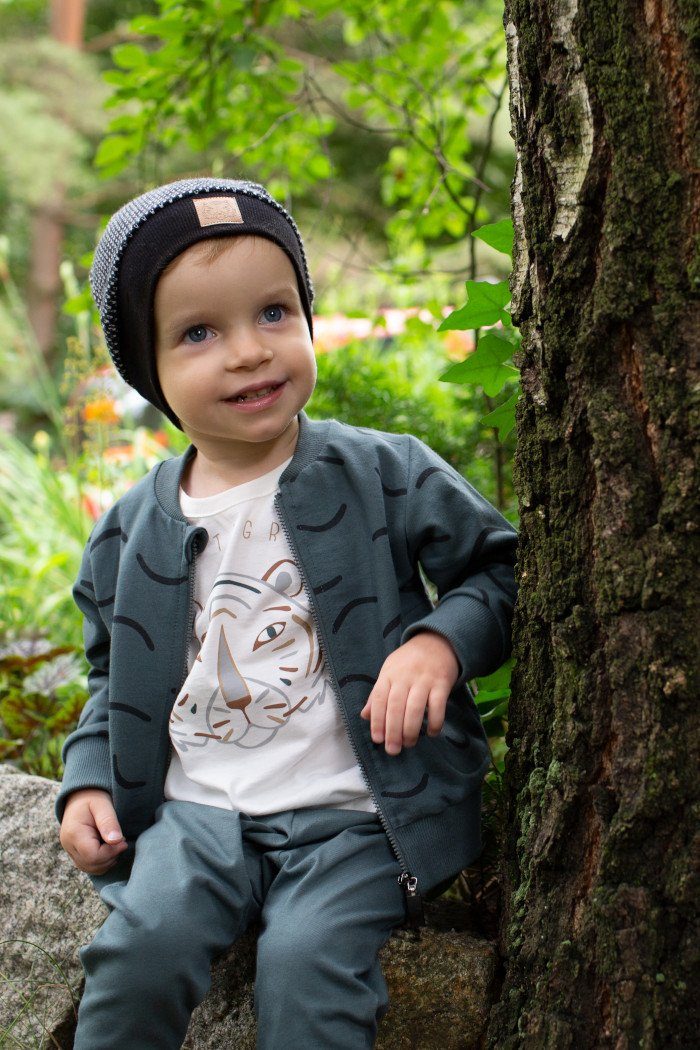 PINOKIO Sweatjacke Tiger Sweatjacke Oberteil langarm, Babys & Kinder (1-tlg) Tigerstreifen, sportlich, Rippbündchen, Reißverschluss mit Kinnschutz