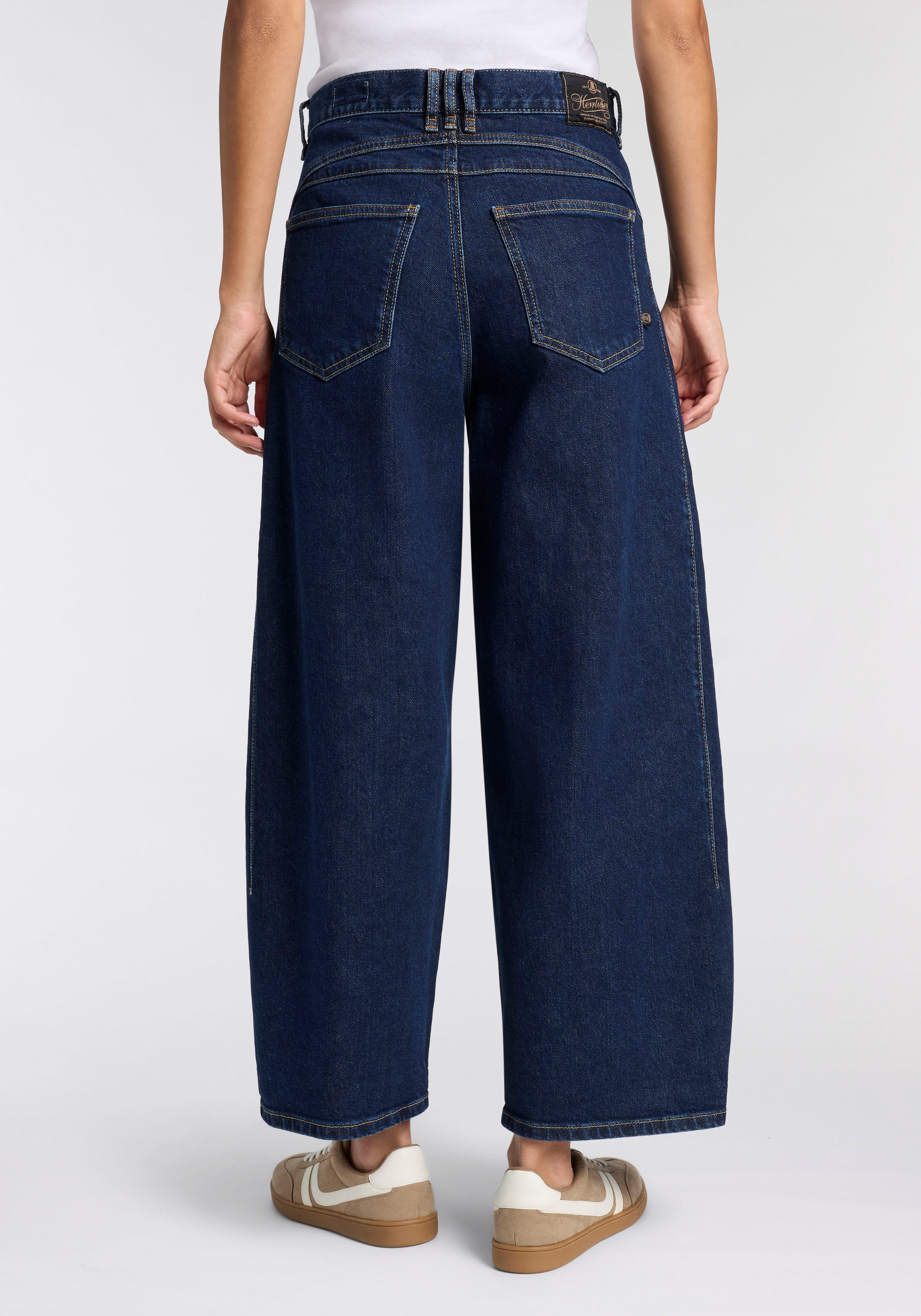 Herrlicher 5-Pocket-Jeans Barrow Denim aus leichtem Denim, Loose Fit