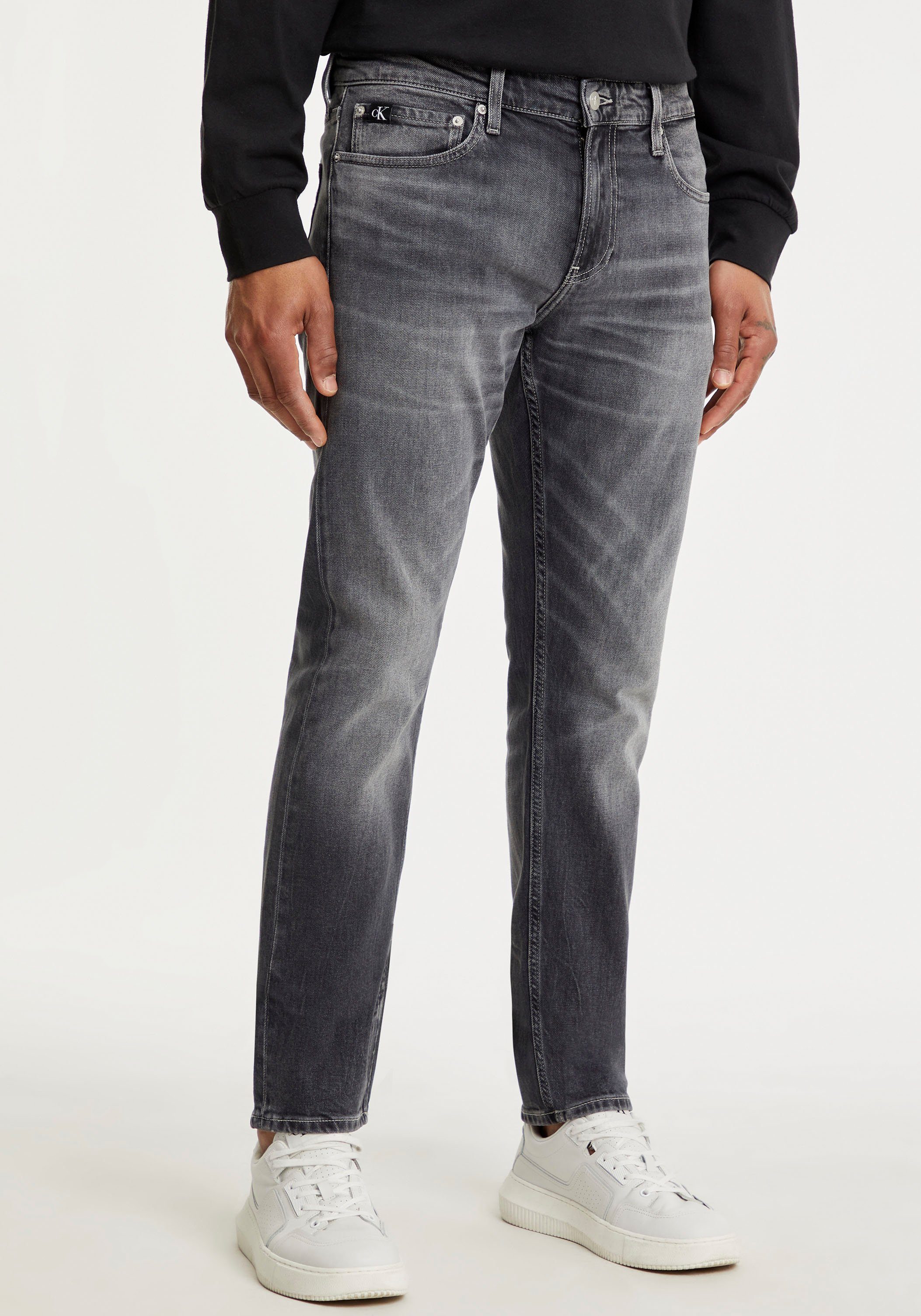 Calvin Klein Jeans Slim-fit-Jeans SLIM mit Calvin Klein Leder-Badge