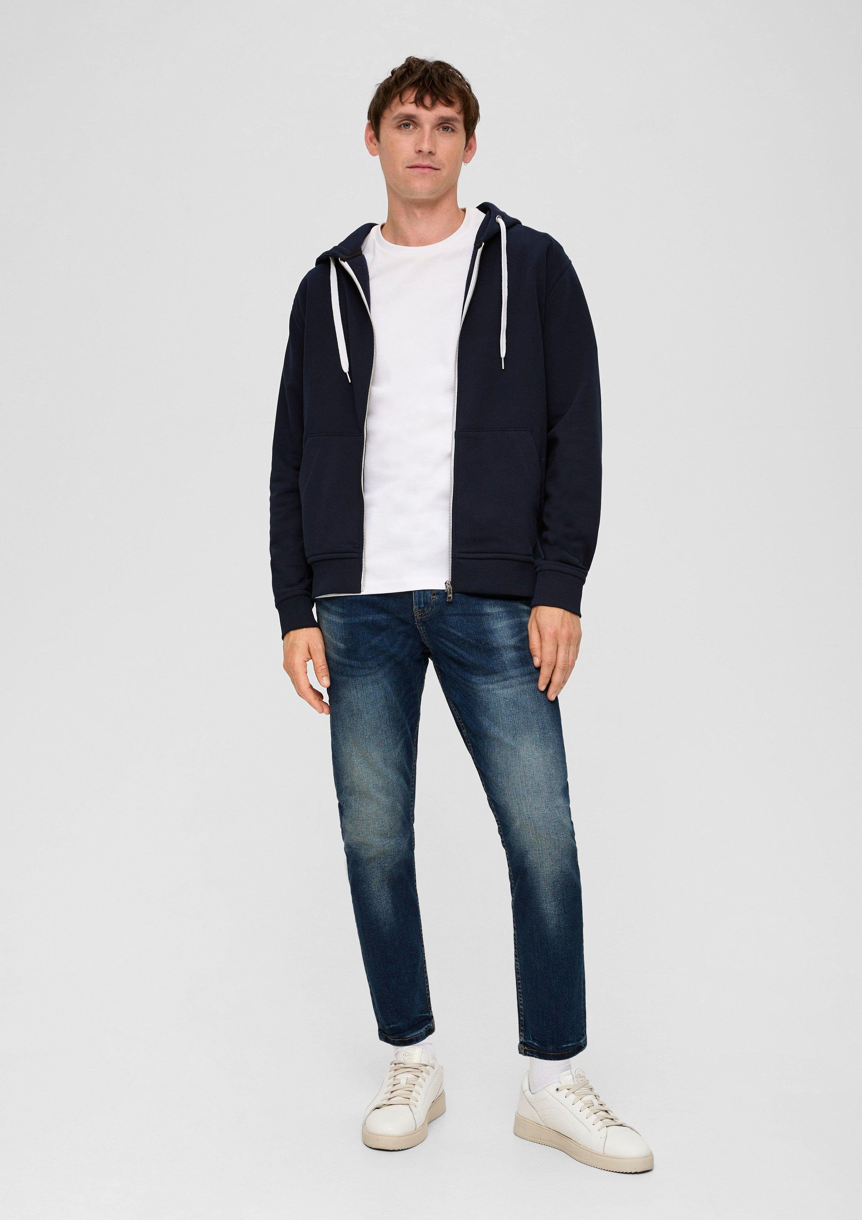 QS Stoffhose Cropped-Jeans Liam / Regular Fit / Mid Rise / Tapered Leg Waschung, Kontrastnähte