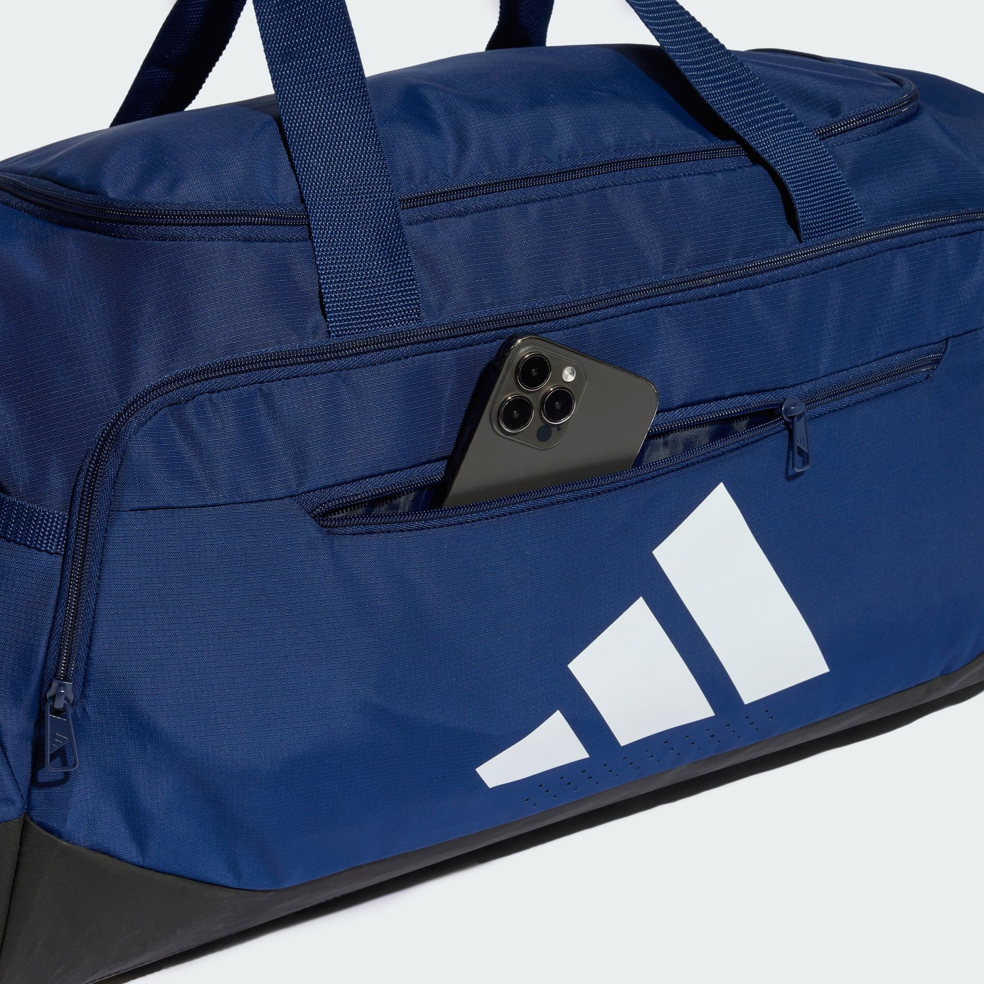 adidas Performance Reisetasche TRAINING DEFENDER DUFFELBAG M (1-tlg)