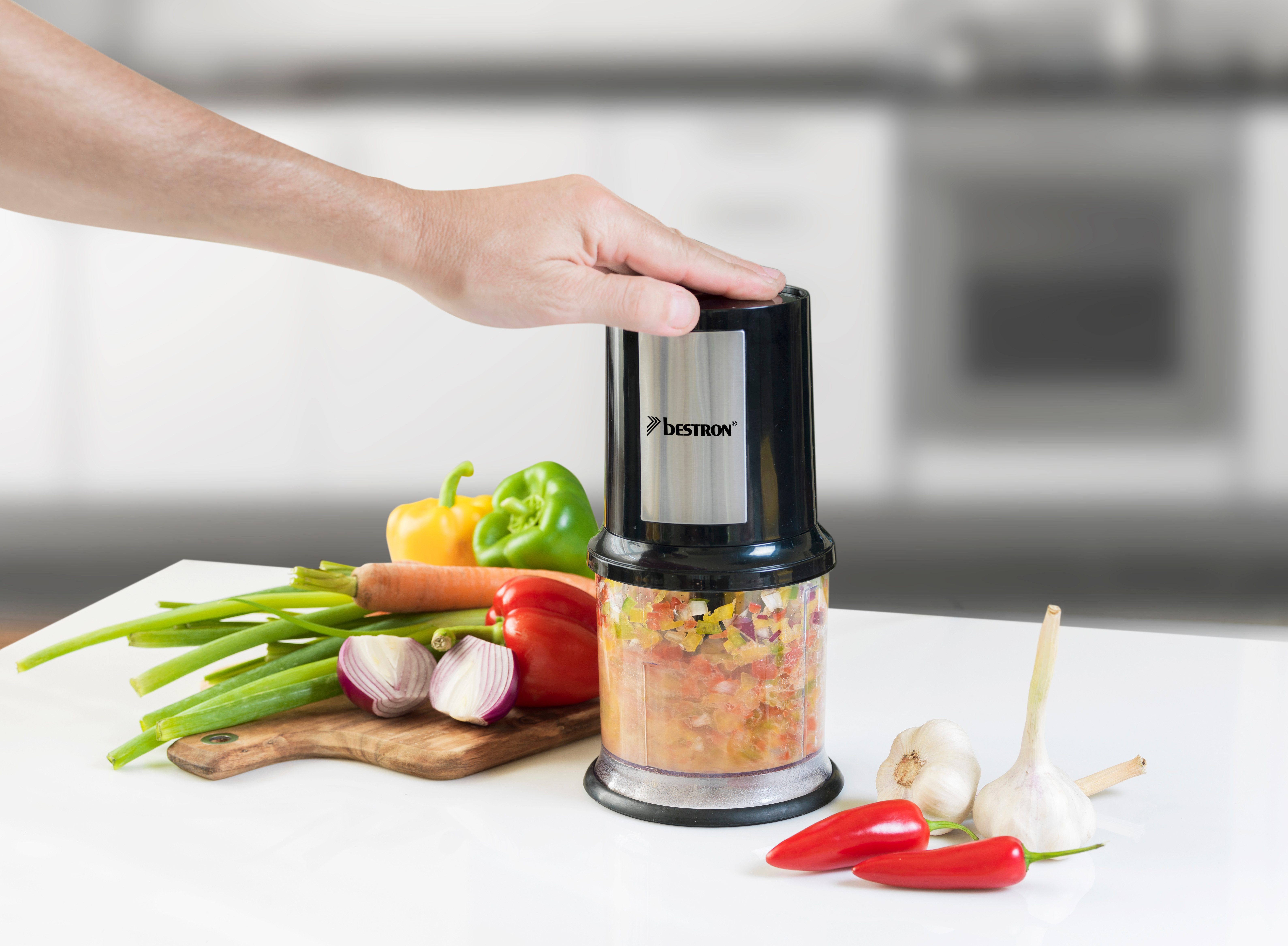 bestron Zerkleinerer AKC200, 400 W, 500 ml – Hacken, Mixen & Pürieren, 15 Sek.