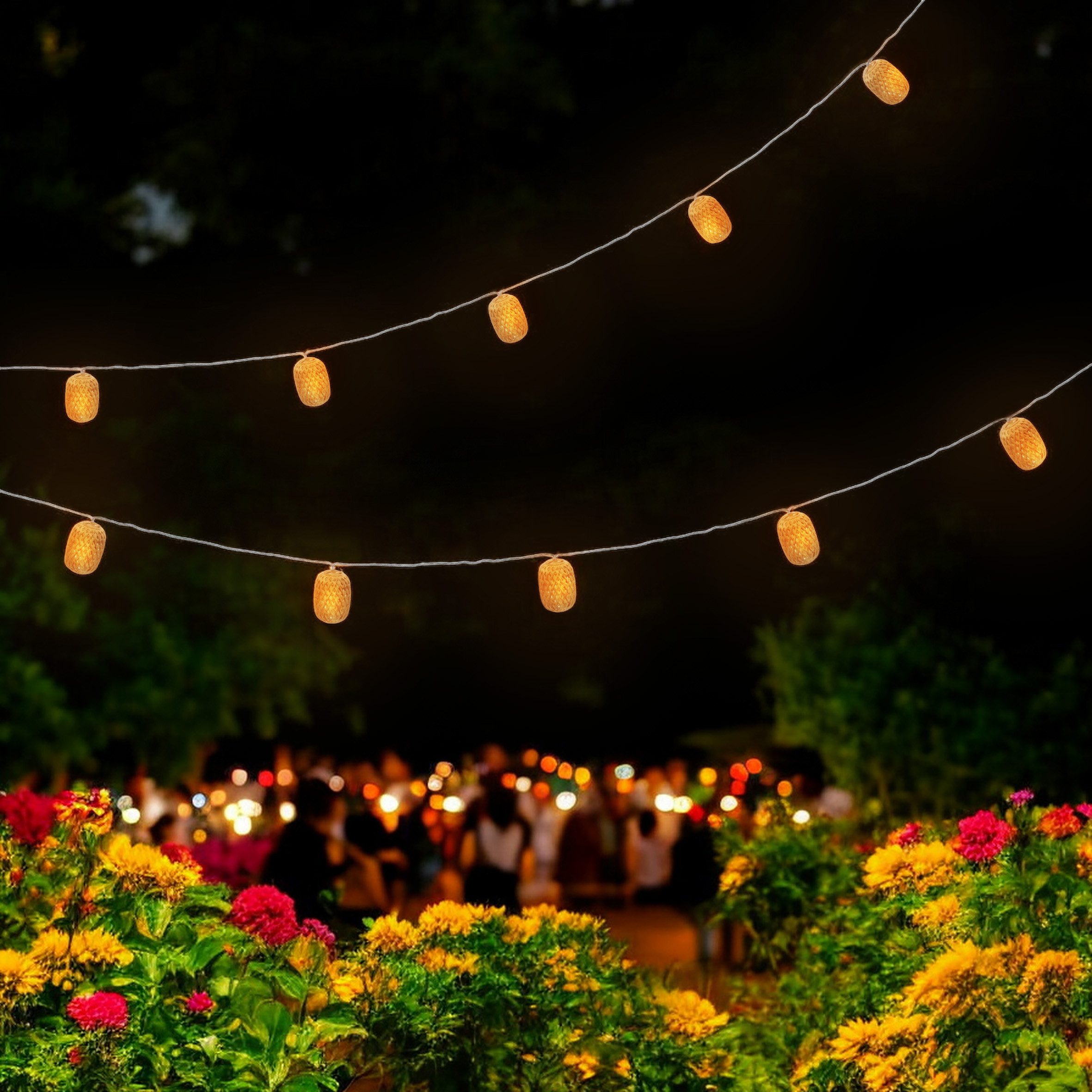 Spetebo LED-Lichterkette Solar Deko Beleuchtung mit 10 ovalen Lampions in Rattan Optik - 450 cm, 10-flammig, mit integriertem Akku