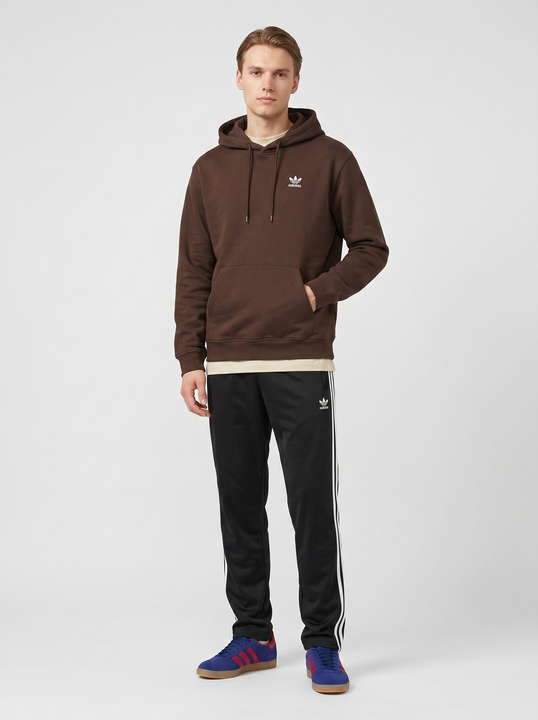Zum Outfit 12