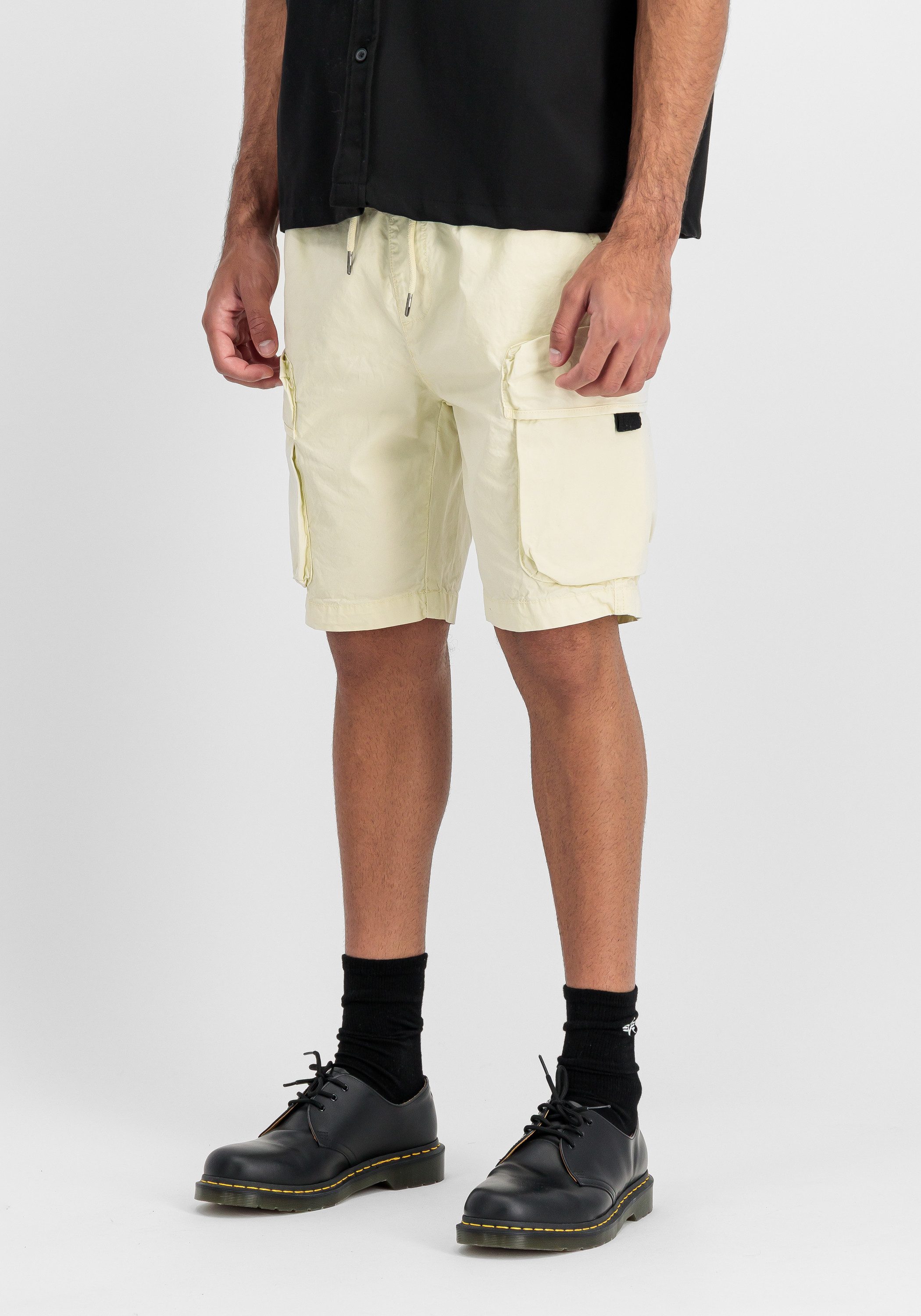 Alpha Industries Shorts Division Short