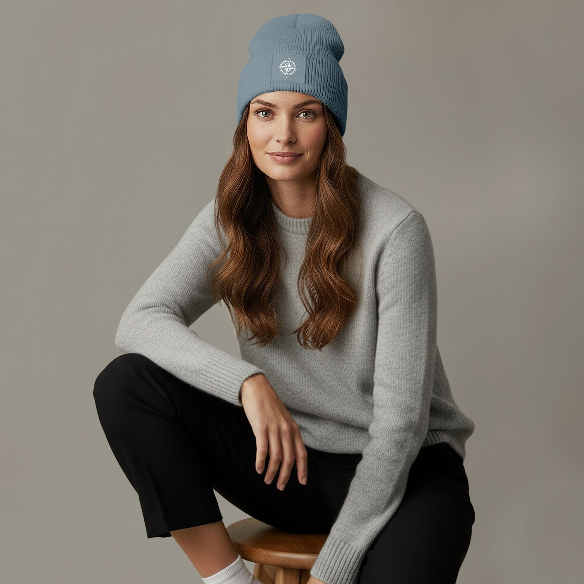 Neverless Strickmütze Damen Beanie Patch Aufdruck Windrose Logo Print Winte günstig online kaufen