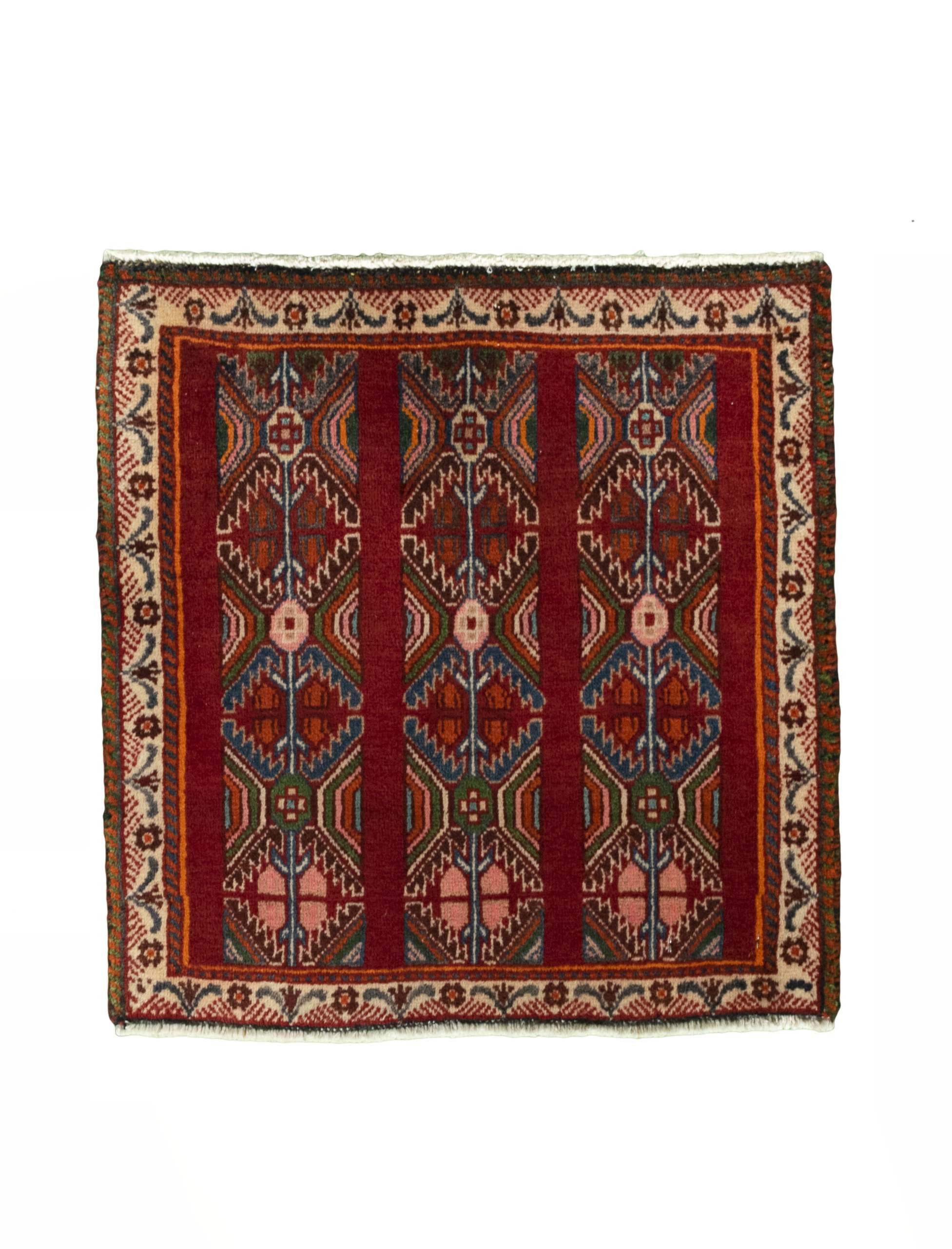 CABBEL Orientteppich 57x57 cm Perser Shiraz Rot Schurwolle Handgeknüpft Nomaden Unikat, quadratisch, Höhe: 8 mm, 100% Schurwolle – weich, pflegeleicht, traditionelle Knüpfdichte