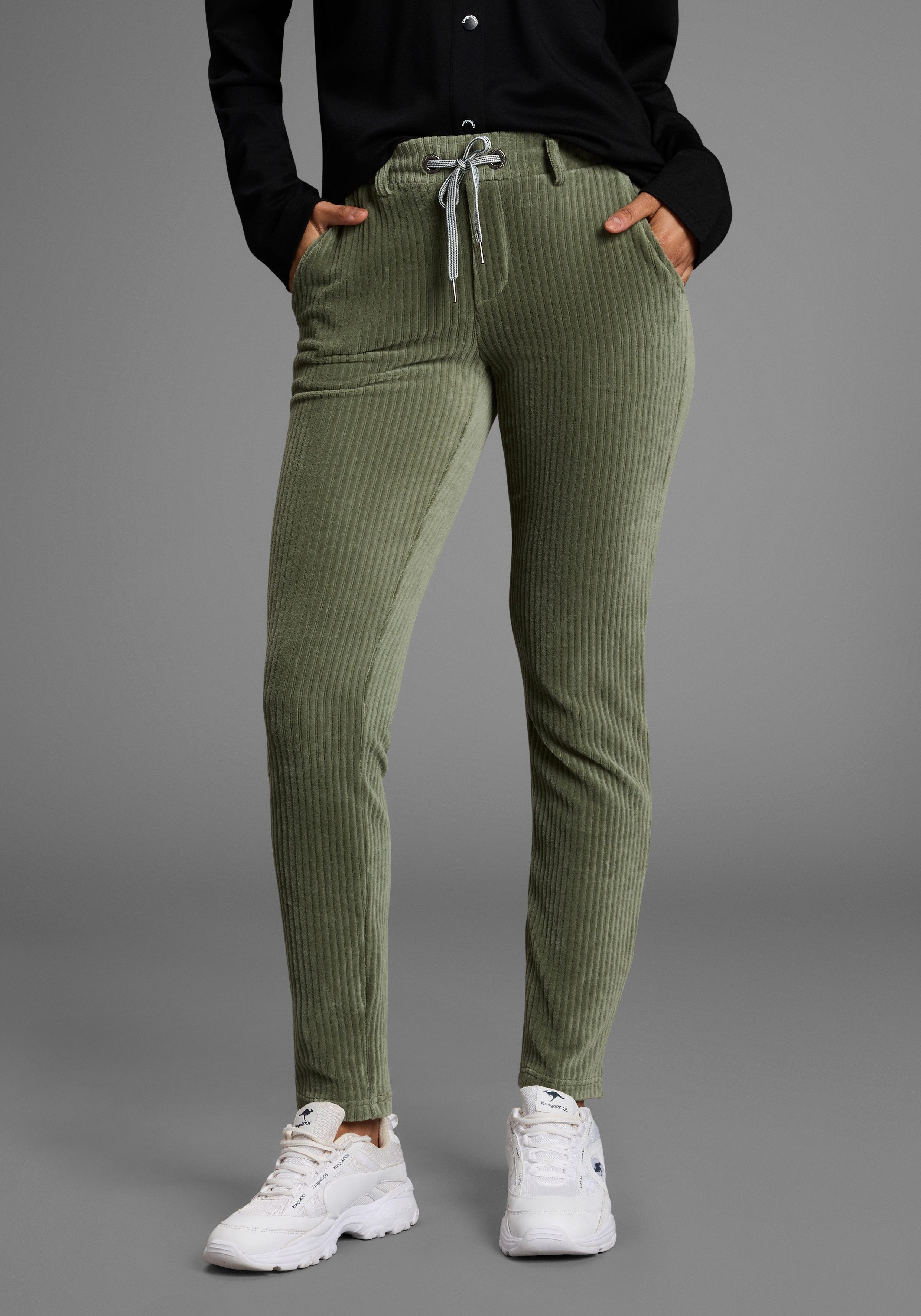 KangaROOS Jogger Pants in Cord-Optik mit günstig online kaufen