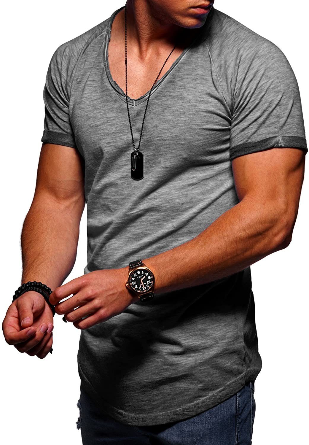 behype T-Shirt DANNY mit modernem V-Ausschnitt