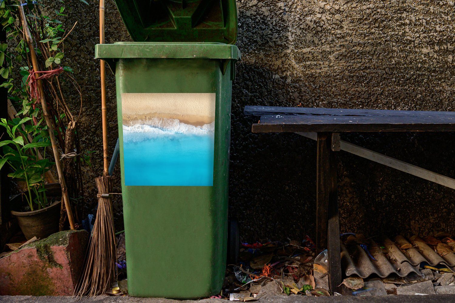 St), MuchoWow - Wasser (1 Mülleimer-aufkleber, Abfalbehälter Blau Container, Sticker, Wandsticker Mülltonne, Strand -