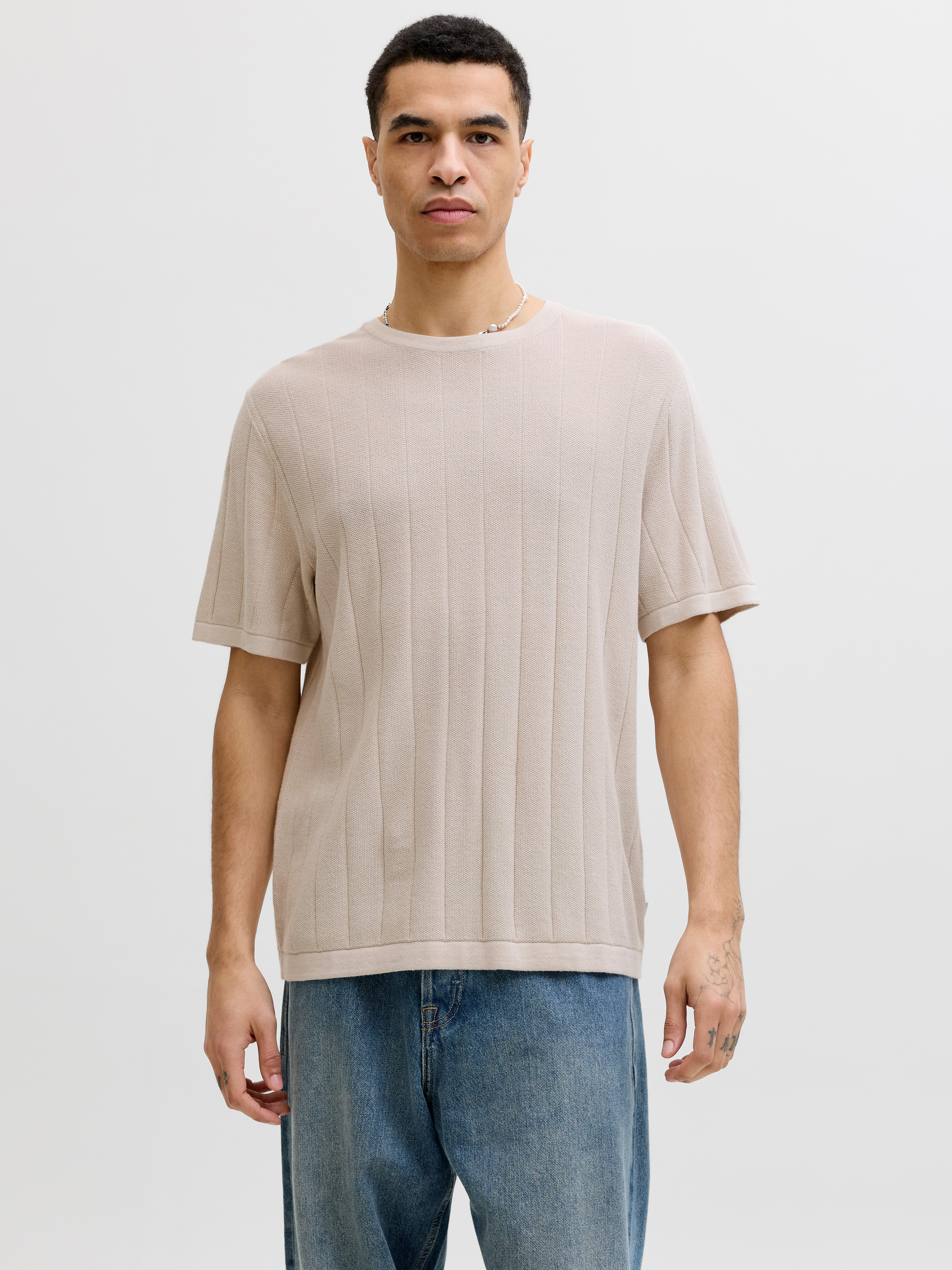 Jack & Jones Kurzarmpullover JJEBRADLEY KNIT TEE SS LN Baumwolle, mit vertikaler Rippstruktur