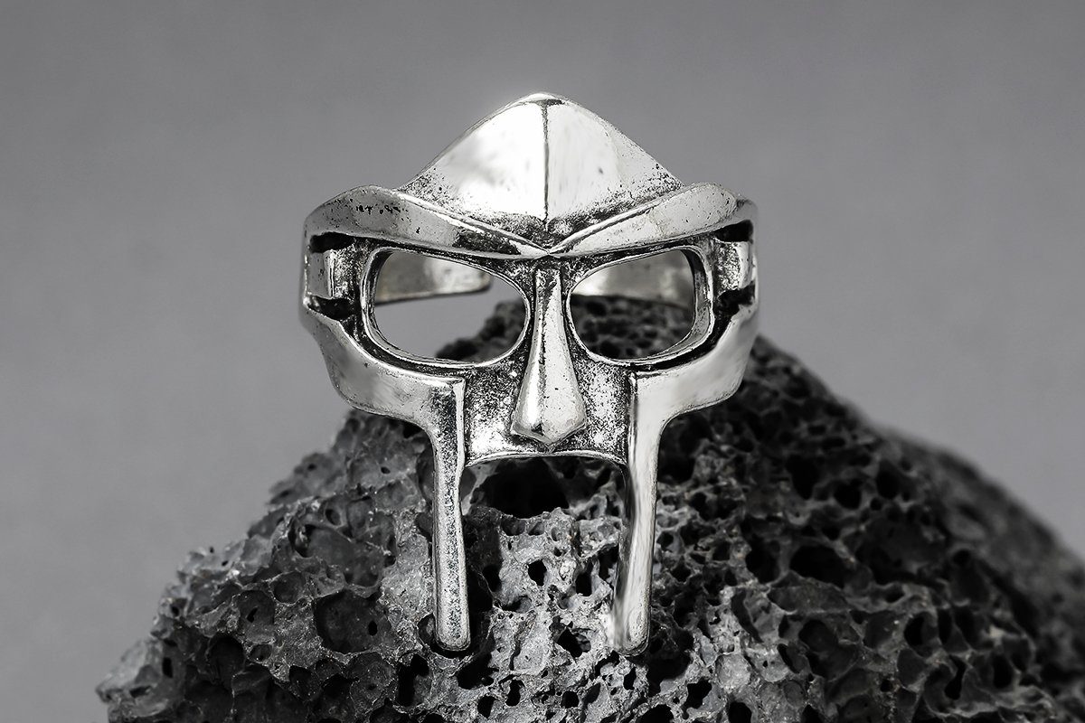 Eyecatcher Fingerring MF DOOM Edelstahl Ring Gladiator Hip Hop Ring Silber günstig online kaufen