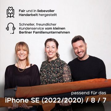 wiiuka Handyhülle suiit Hülle für iPhone 7 / 8 / SE 2022 / 2020, Klapphülle Handgefertigt - Deutsches Leder, Premium Case