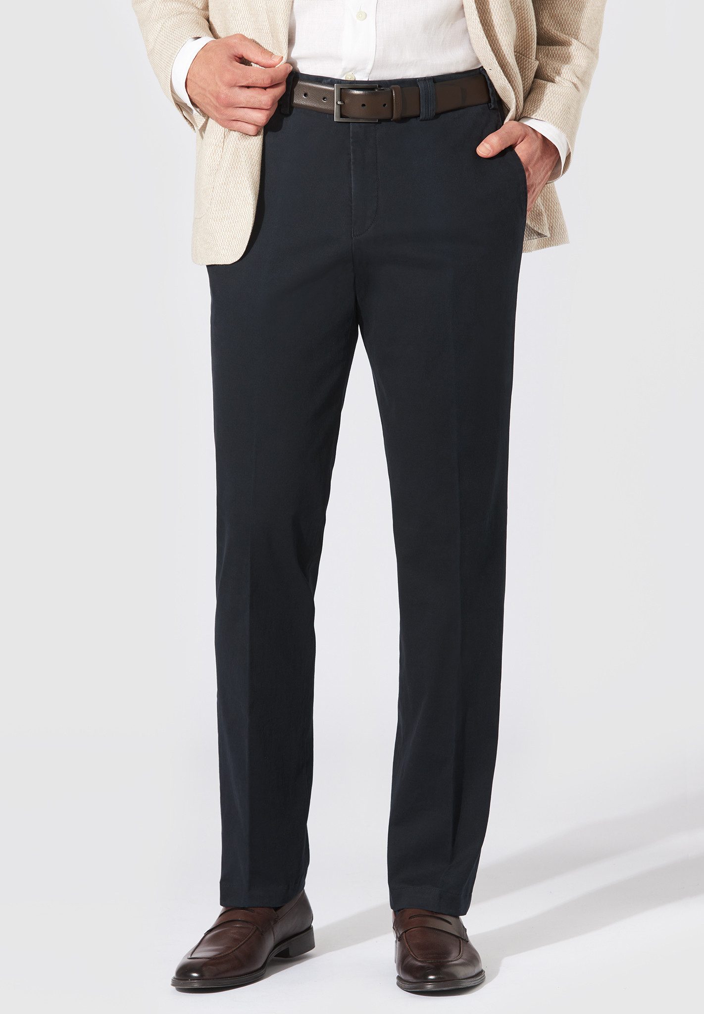 Hiltl Chinos Peaker Chino Hose Herren Regular-Fit Supima Sateen, marineblau, 94 Supima-Baumwolle, knitterarm & elastisch