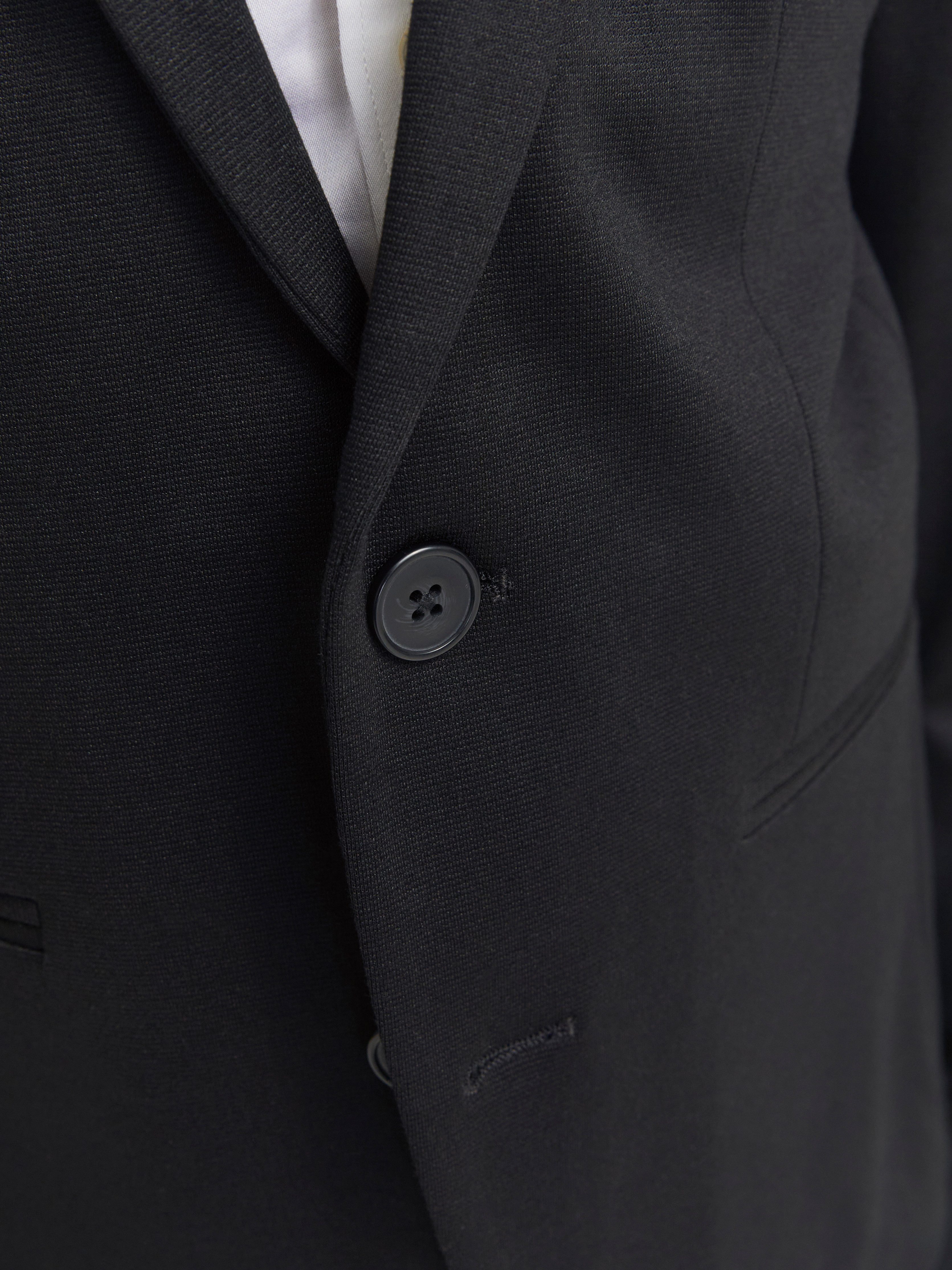 Jack & Jones Junior Anzug JJEJAXON sorgt für stylischen Look mit optimaler Passform (Set, 2-tlg) unifarben, modisch, slim fit, Jersey, Reverskragen