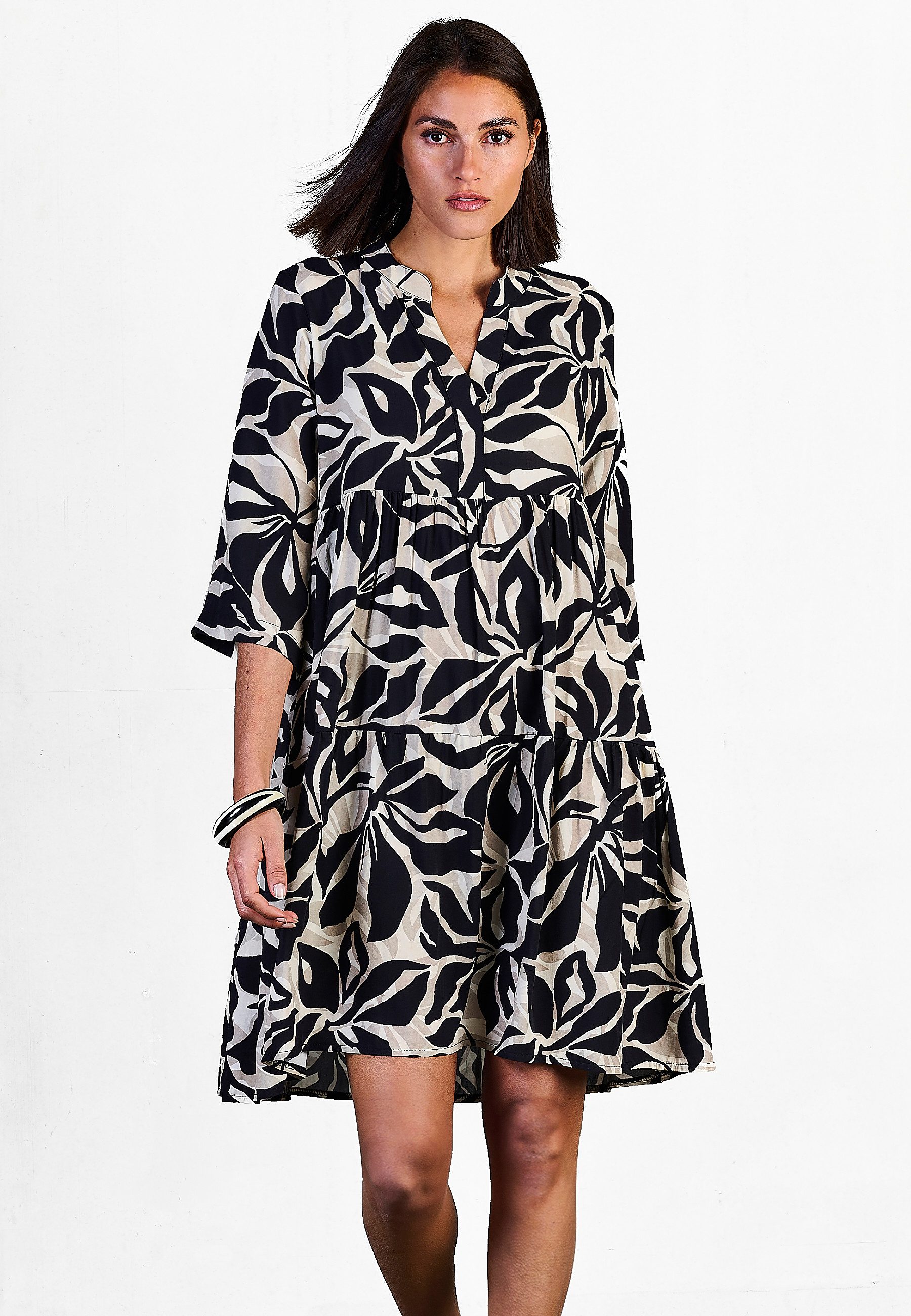 Andijamo-Fashion Druckkleid COOL BLOOM Lockere Passform günstig online kaufen