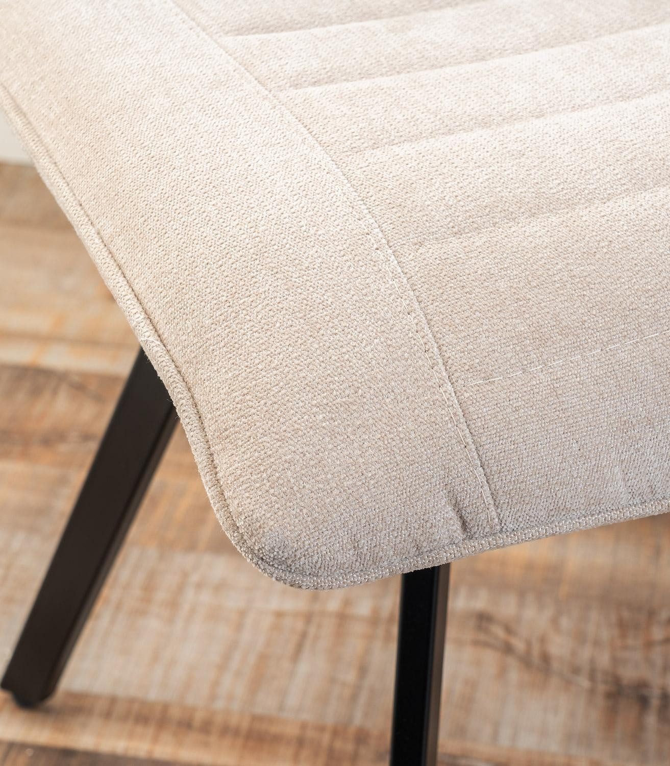 Home4You Polsterstuhl, Webstoffbezug, Beige, schwarzes Metallgestell, günstig online kaufen