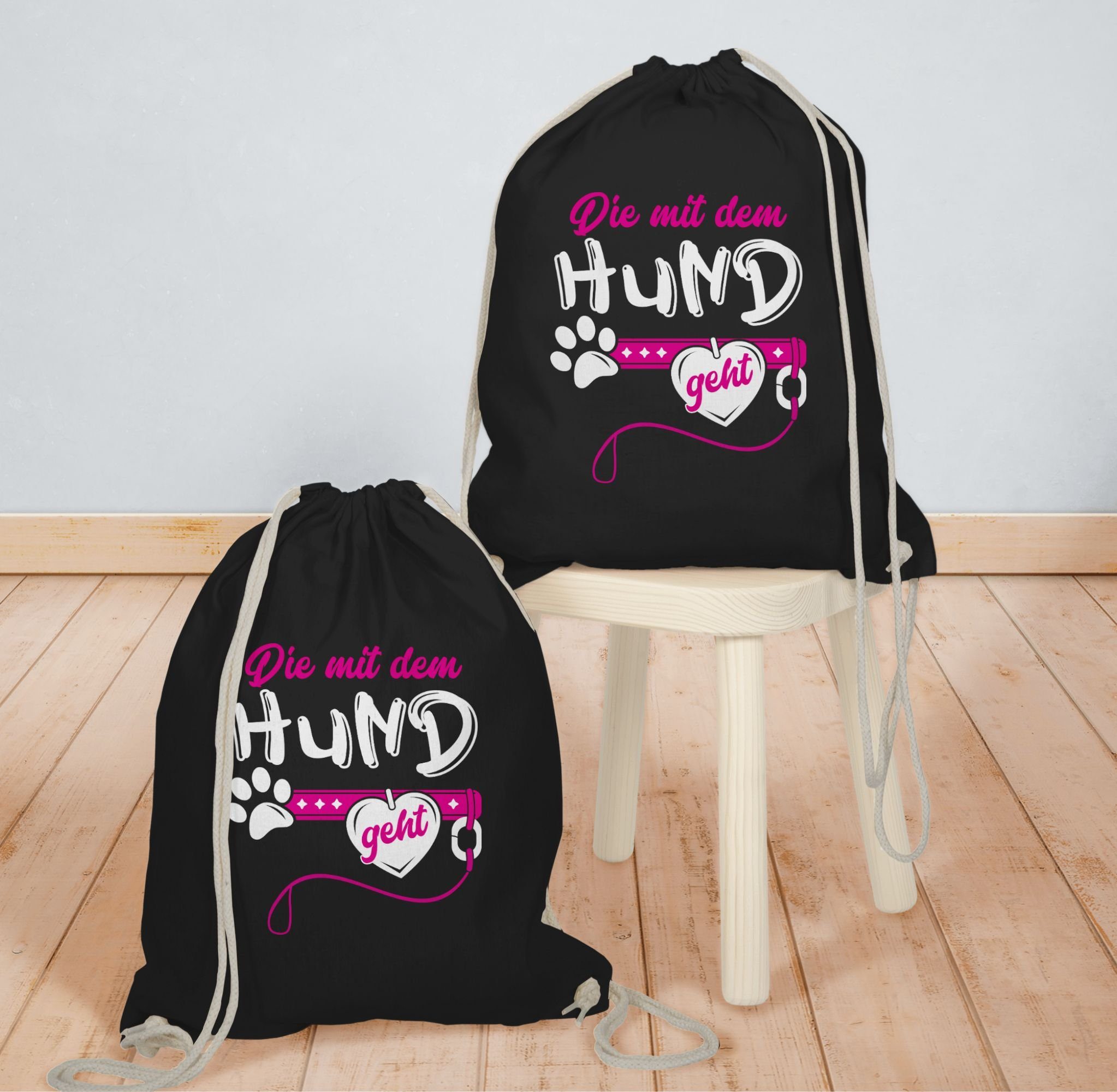 Shirtracer Turnbeutel Die mit dem Hund geht I Hundemama Hundebesitzerin Hundetrainerin Gesch, Geschenk für Hundebesitzer