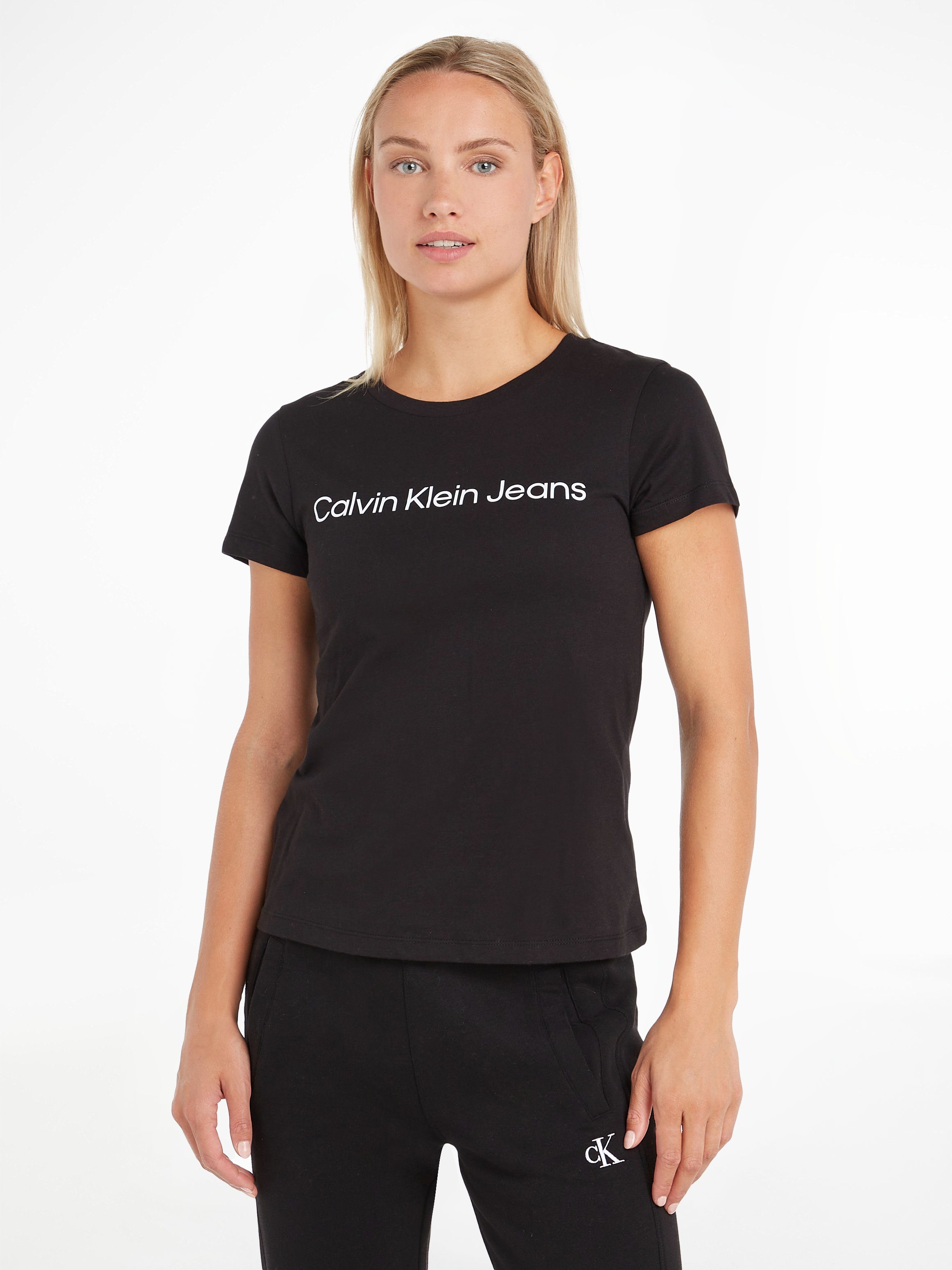 TEE FIT CK- Jeans Calvin SLIM mit T-Shirt INSTIT LOGO CORE Logoschriftzug Klein