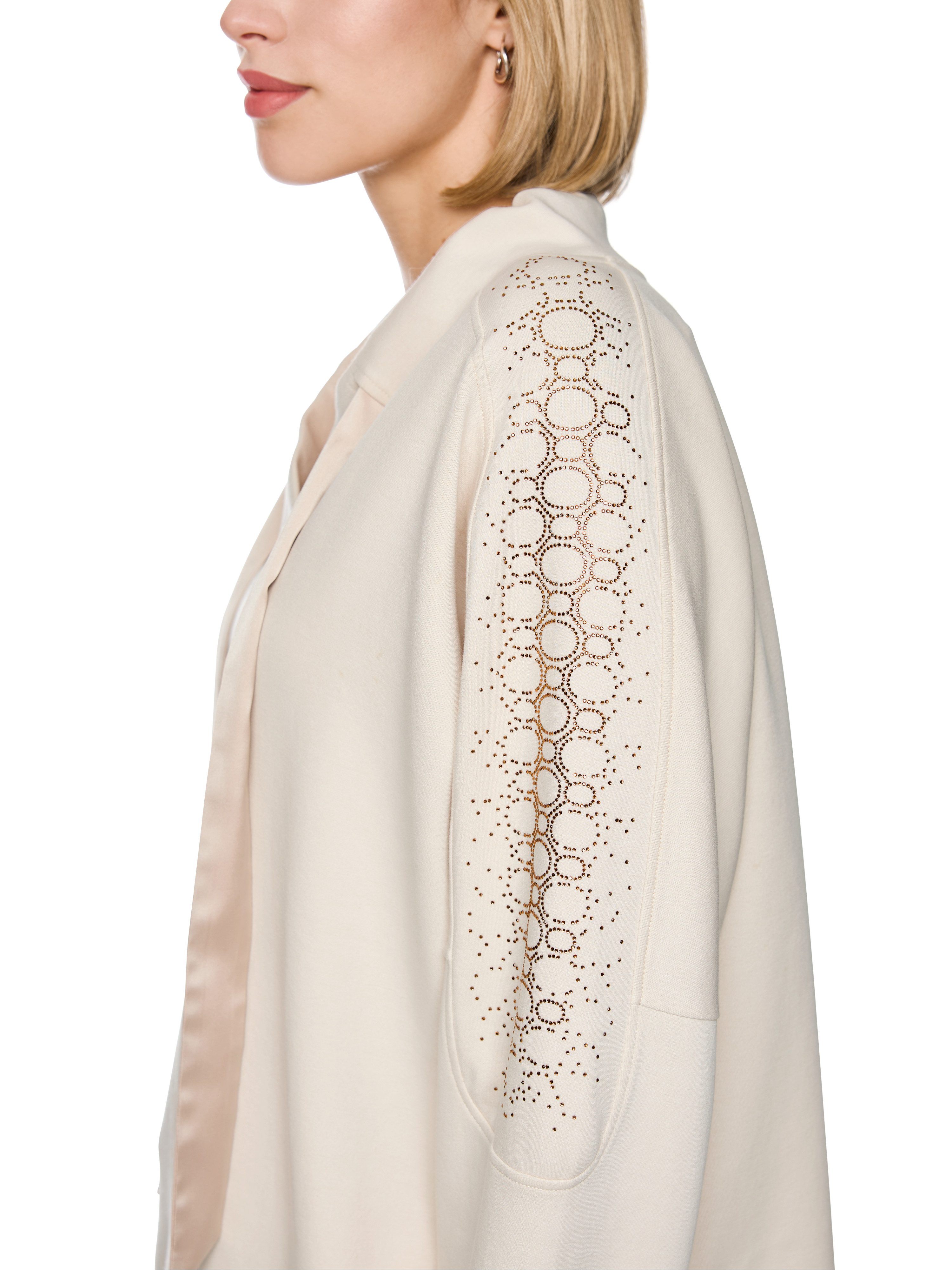 Marc Cain Sweatshirt Golden Hour Premium Damenmode oversize, mit Hotfix-Steinen