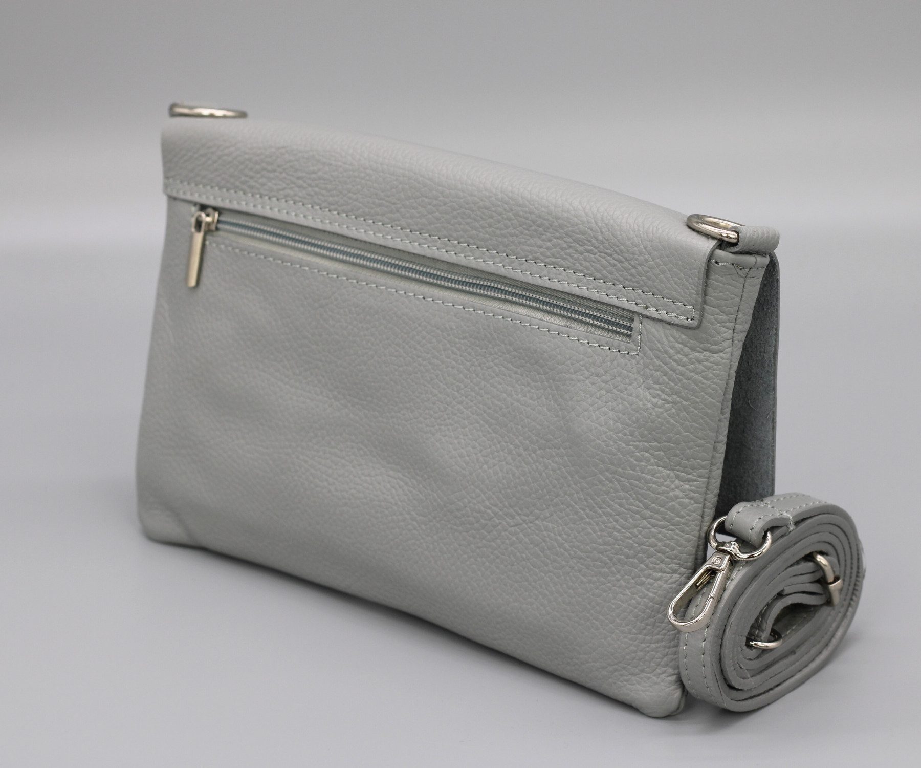 Adel Bags Schultertasche CALI Schlanke Tasche mit 3 Fächer, Slim Crossbody Bag Echtes Leder