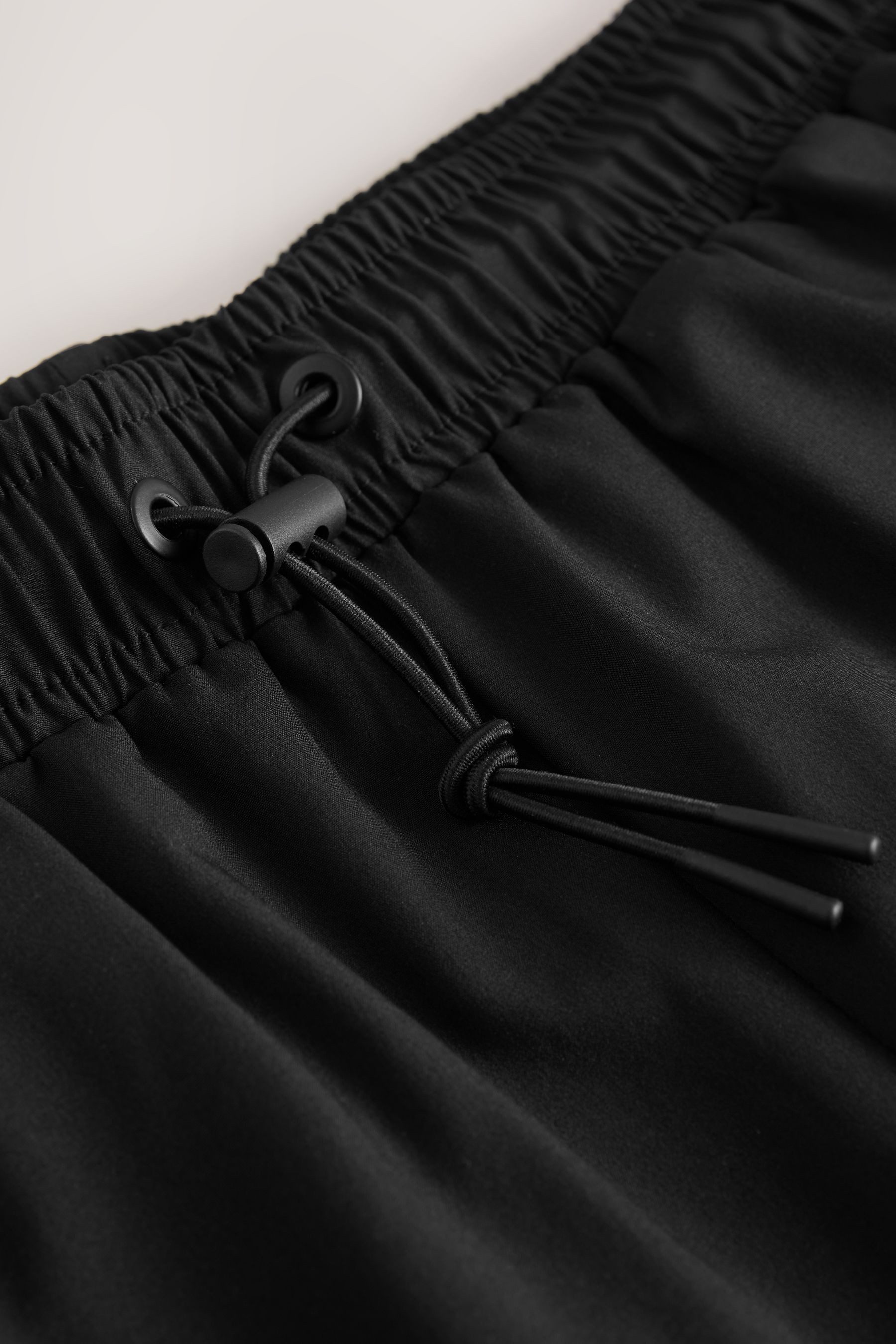 Next Funktionsshorts Active Gym Trainingsshorts im Cargo-Stil (1-tlg)