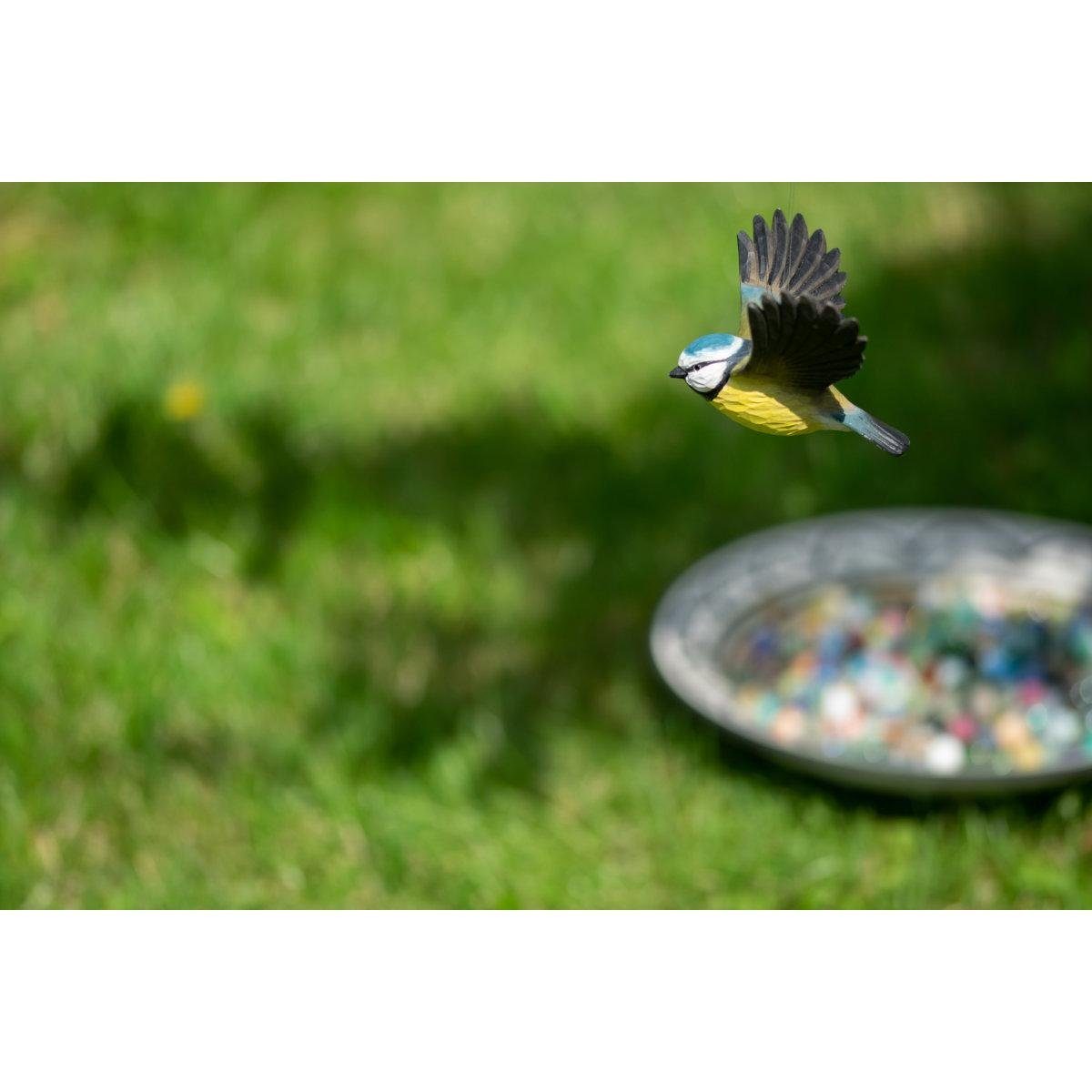 Dekovogel Blaumeise Fliegende Wildlife Skulptur Garden