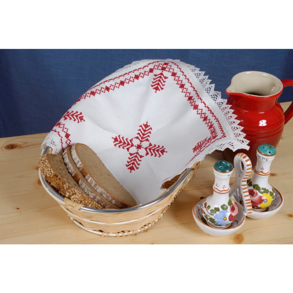 Hofer Kreativset Bestickbare Brotkorb-Serviette mit Spitze & Aida-Feld (30x30 cm), (embroidery kit by Marussia)