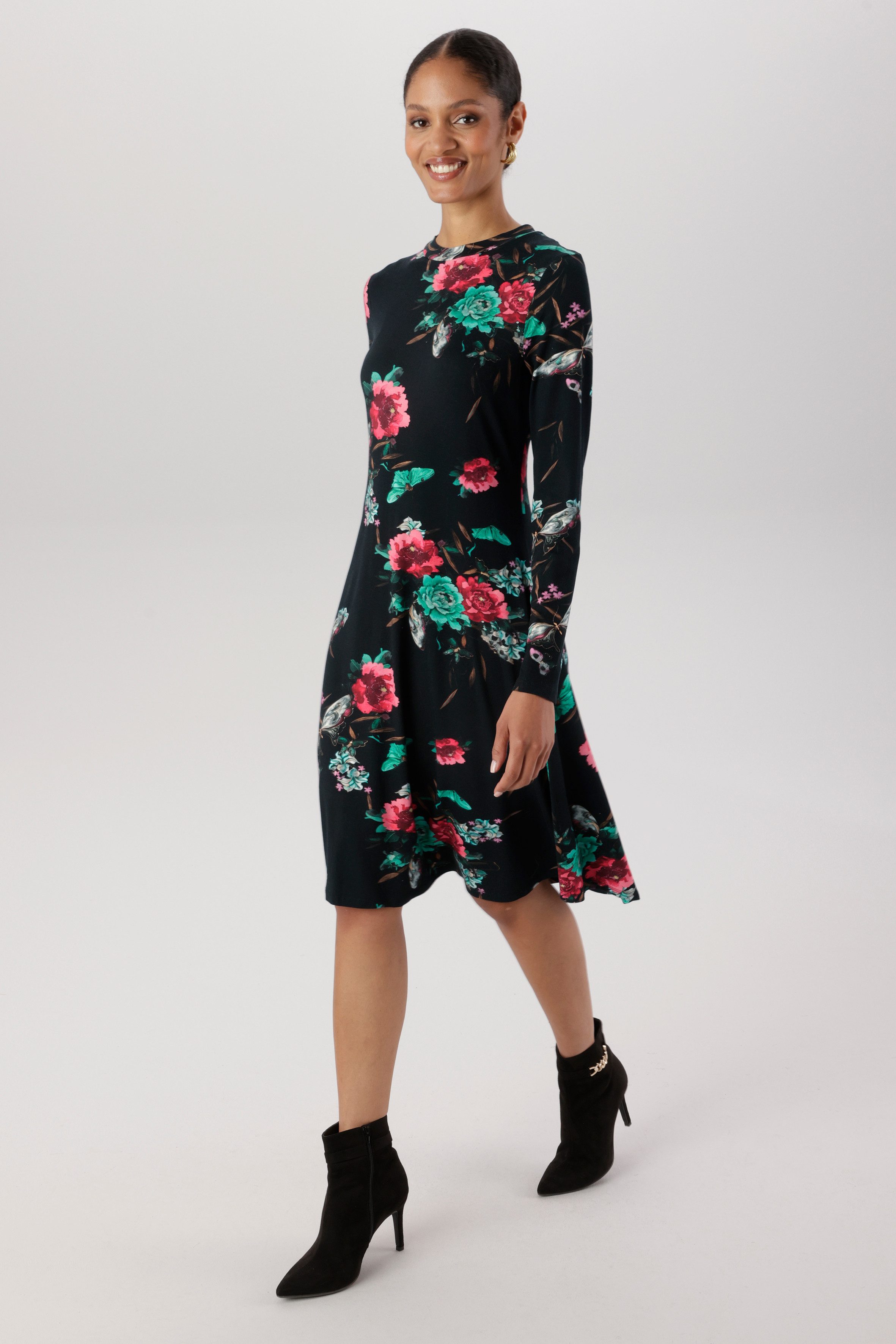 Zum Outfit 4