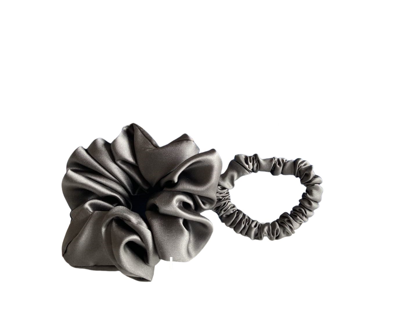 orignee Haargummi Seiden-Scrunchies 2er-Set – 100 % Maulbeerseide, kein Knick, 2-tlg., Kein Knick in den Haaren. Weniger Haarbruch und Reizschäden.