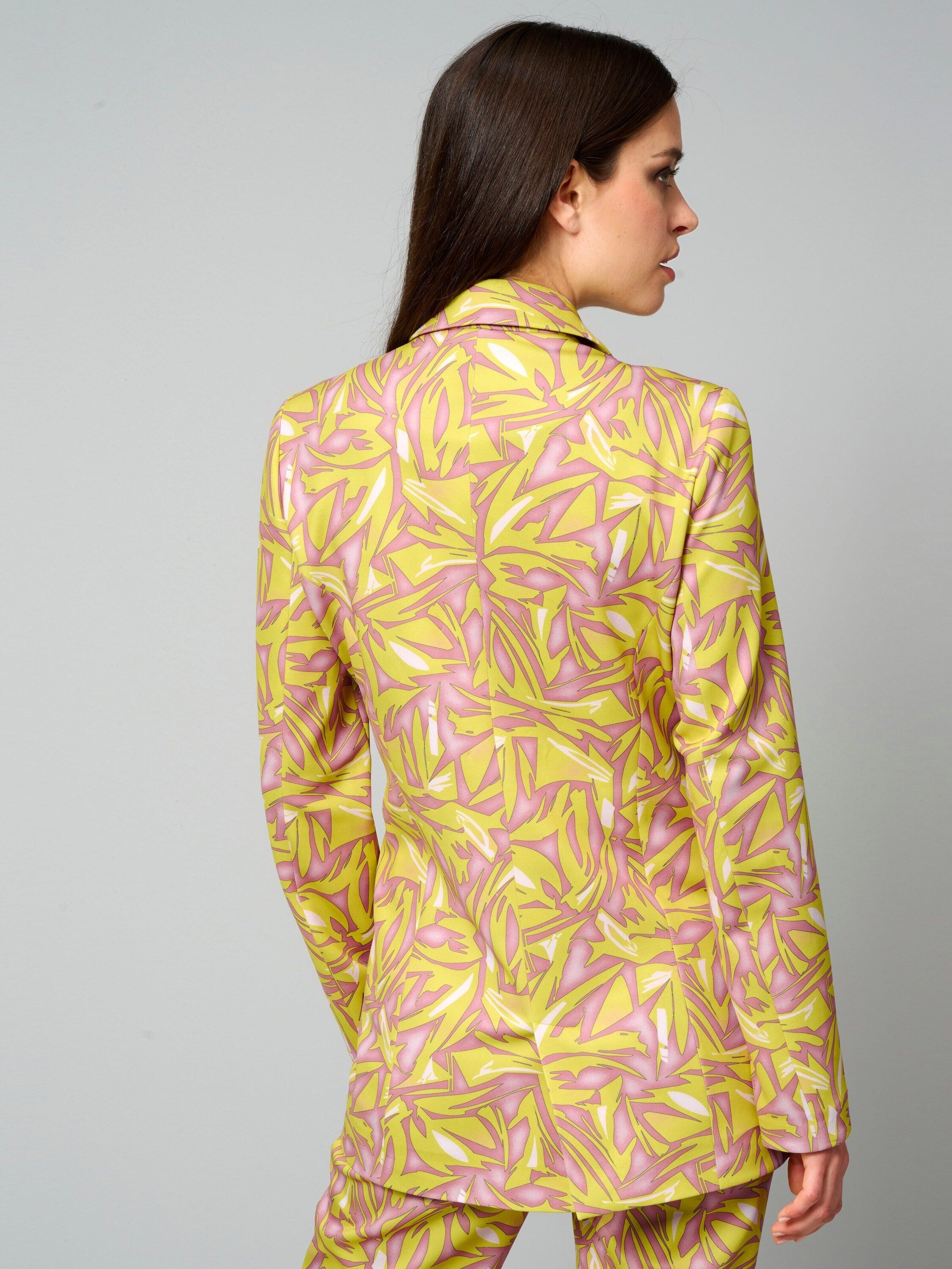 Alba Moda Kurzblazer Grafischer Printblazer mit Tasche Florales Design, V-Ausschnitt, Reverskragen, ohne Verschluss – Bild 2 von 5