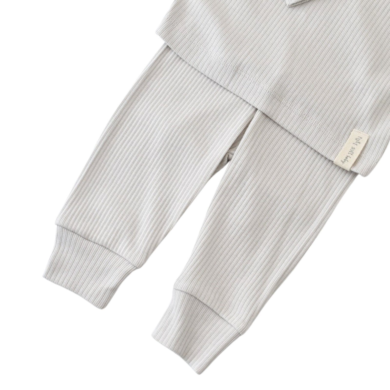 biorganic Schlafanzug Relax grau Mädchen + Textilstruktur, 2 Unisex 50% Set Modal Jungen 50% Langarmshirt Bio-Baumwolle Modal für Shirt tlg., 56-74 Hose) Hose & Baby Größe und (Pyjama-Set, gerippte