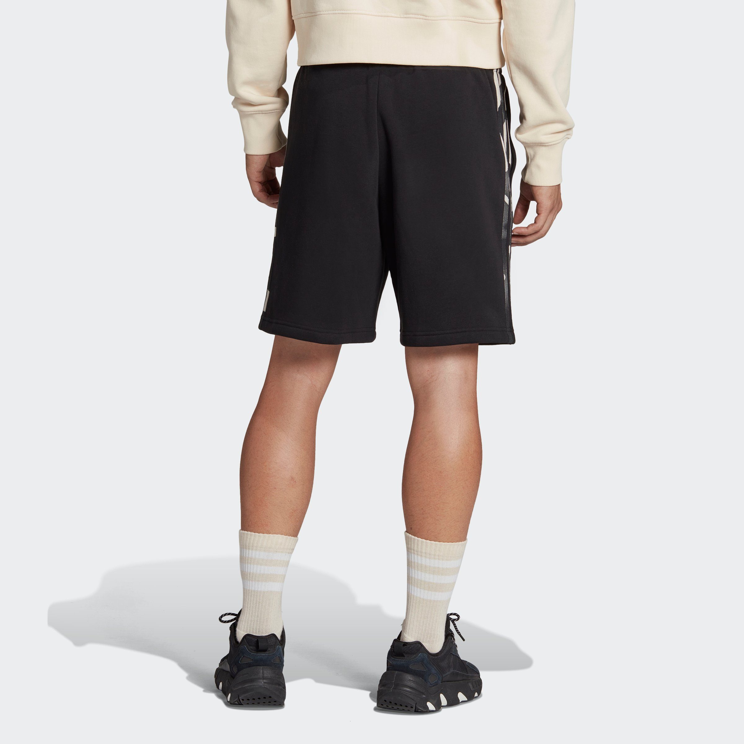 Originals 3-STREIFEN CAMO Shorts (1-tlg) GRAPHICS adidas