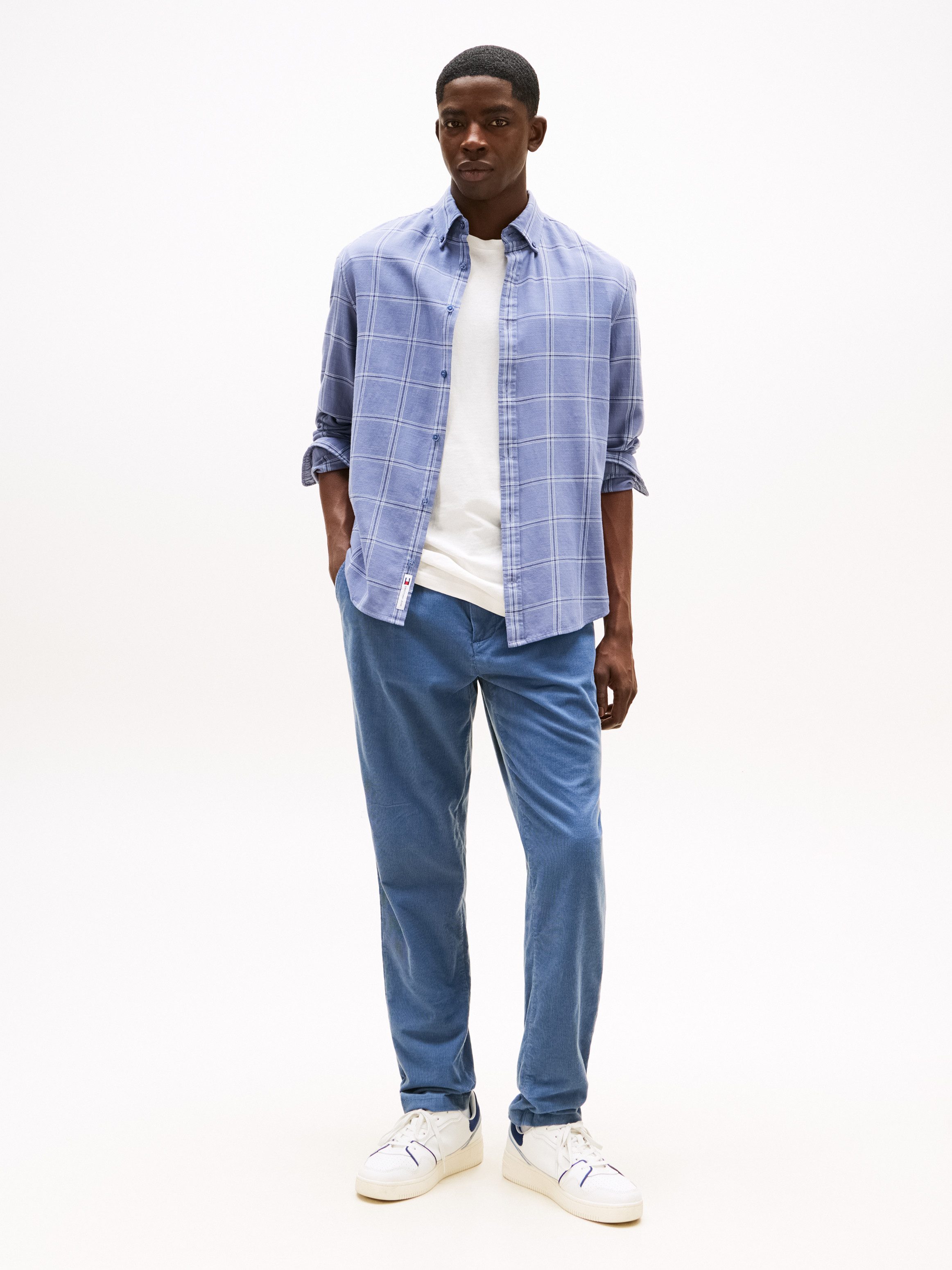 Tommy Jeans Stoffhose TJM ISAAC LIGHT CORD PANTS Mit Gürtelschlaufen