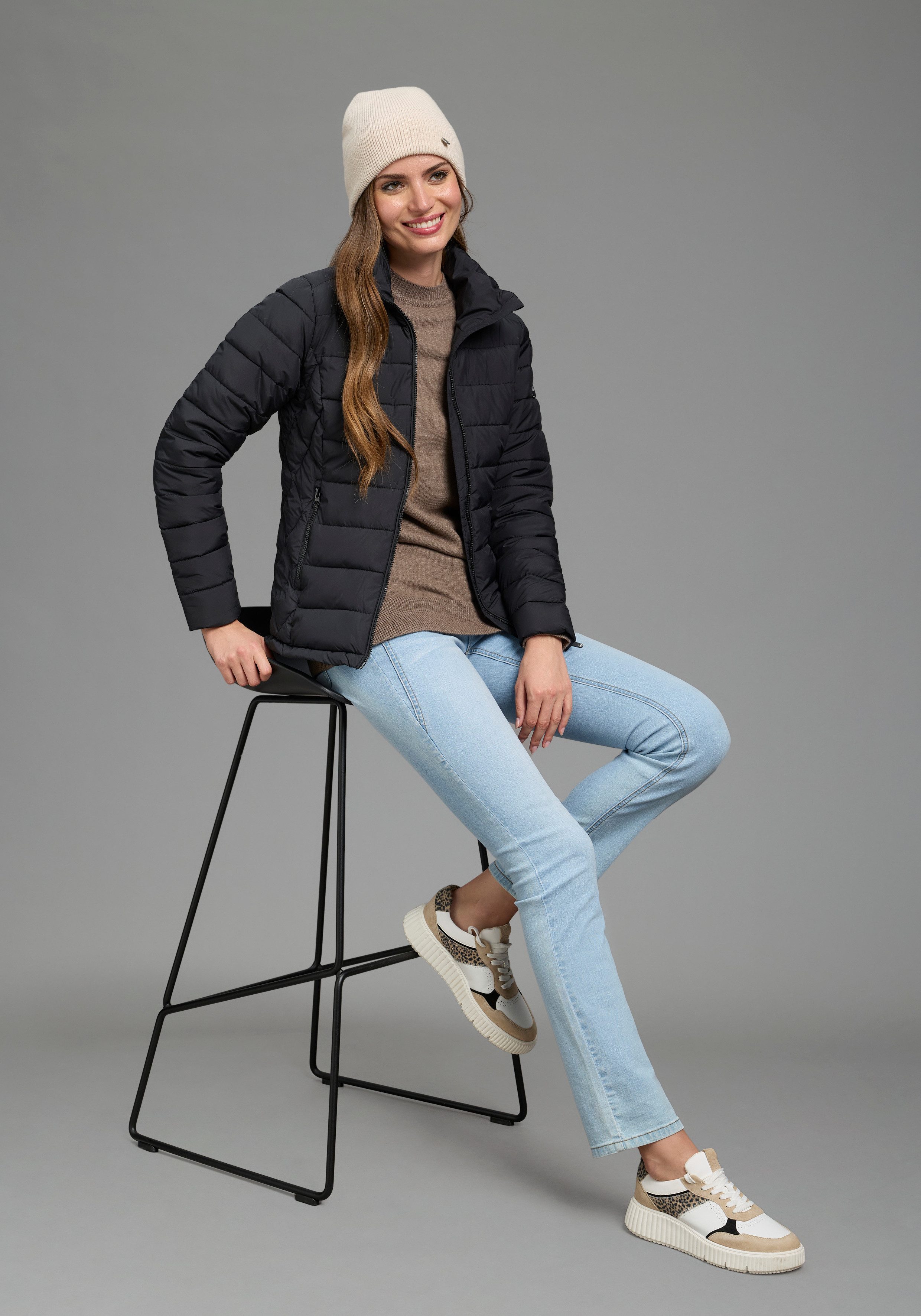 Zum Outfit 11