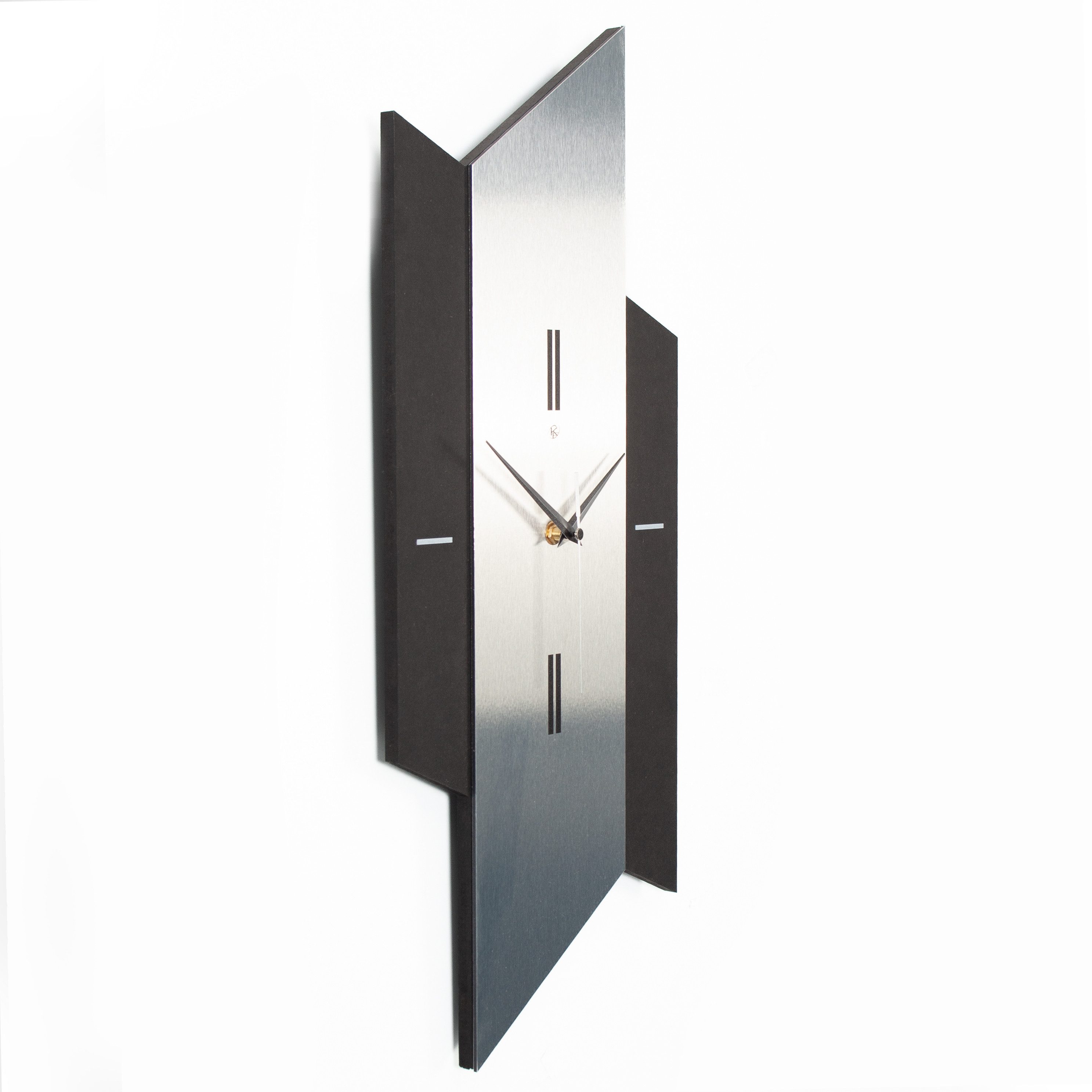 Kreative Feder Wanduhr 3D Designer-Wanduhr „Diamond“ in modernem Metallic-Look silber-schwarz (ohne Ticken; Funk- oder Quarzuhrwerk; elegant, außergewöhnlich, modern)