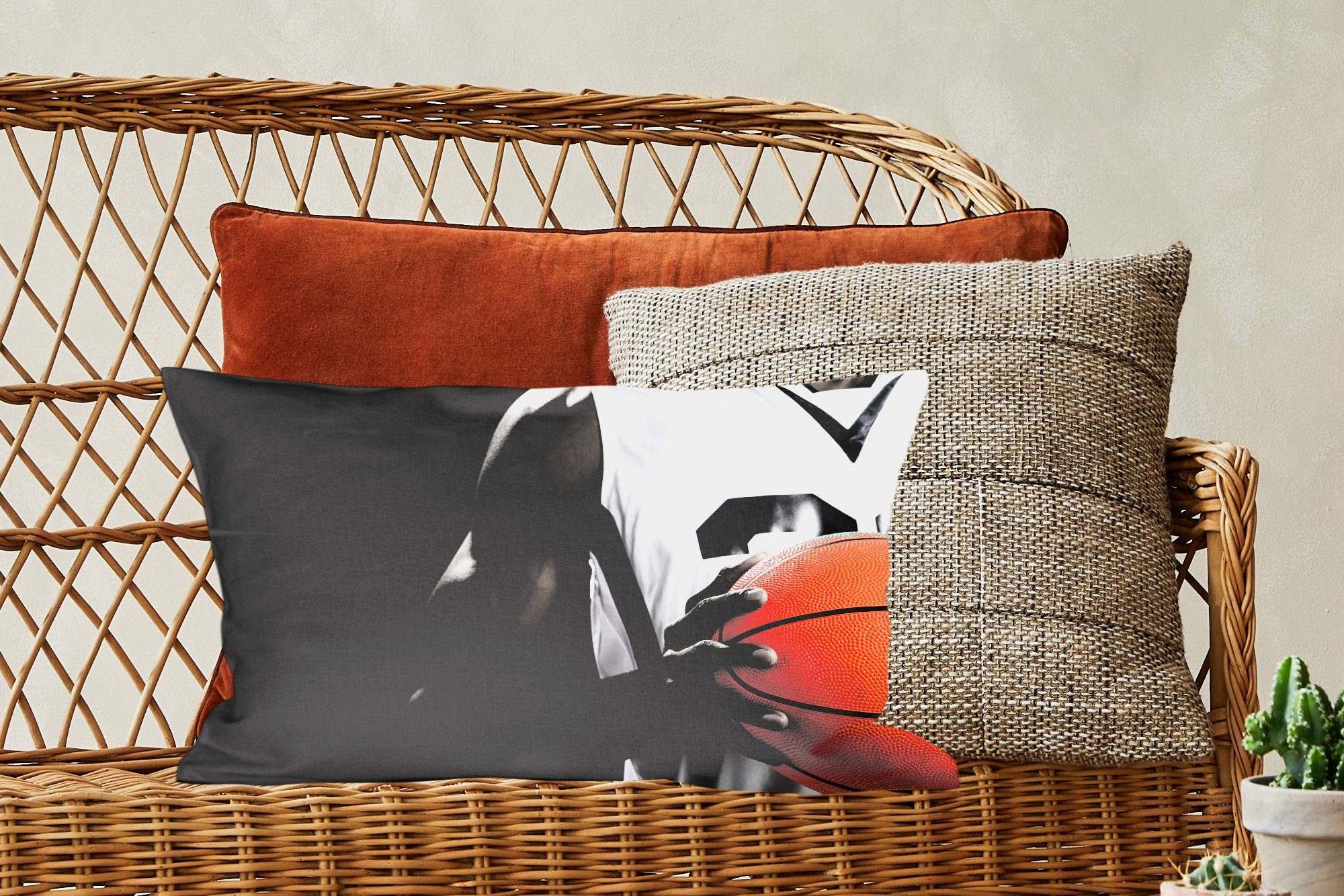 MuchoWow mit Schwarzer weißer Schlafzimmer Dekoration, Wohzimmer Füllung, Dekokissen einem Dekokissen und orangefarbenen, mit Zierkissen, Basketballspieler