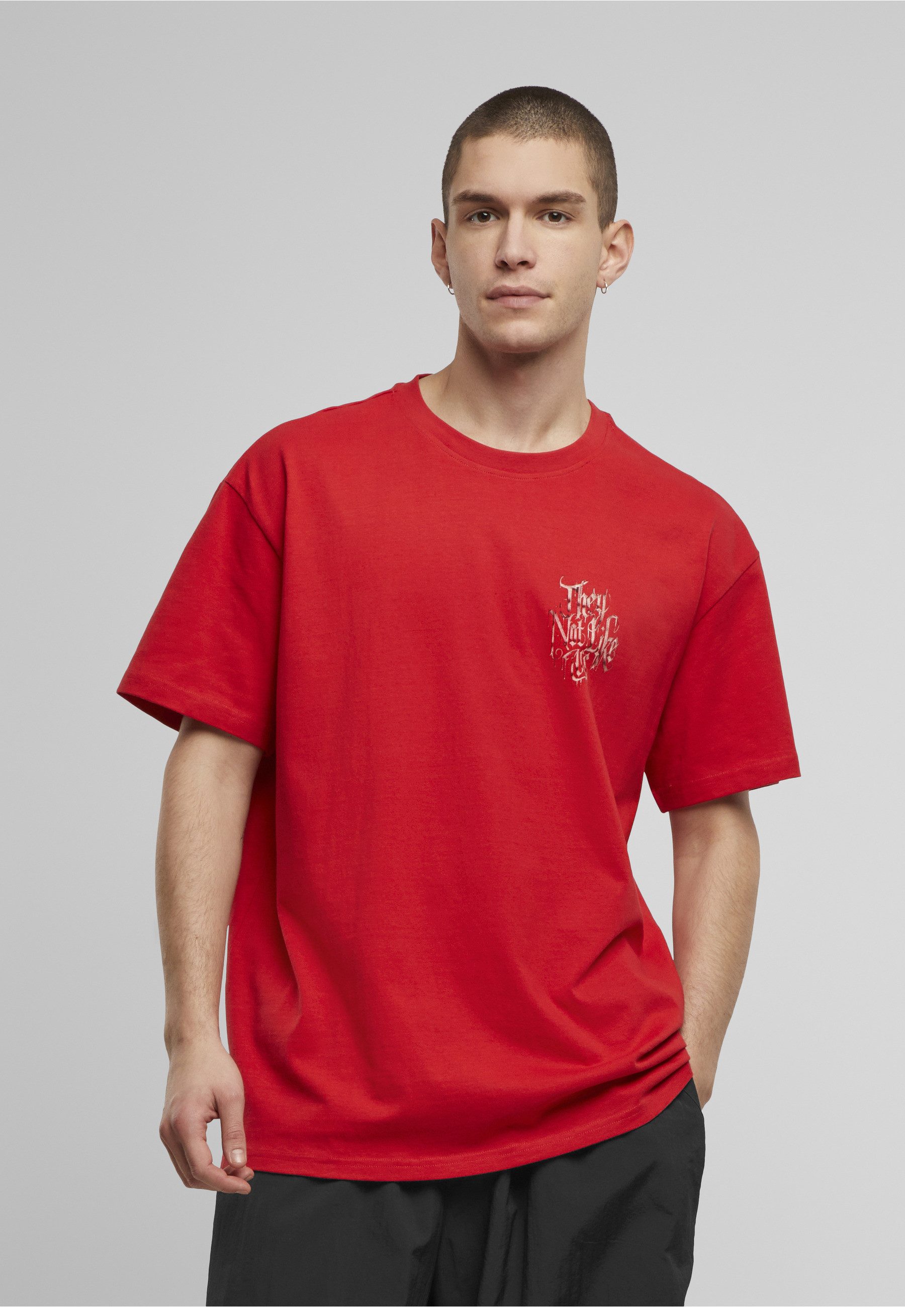 Upscale by Mister Tee T-Shirt Upscale by Mister Tee Not Like Us Oversize Tee (1-tlg)