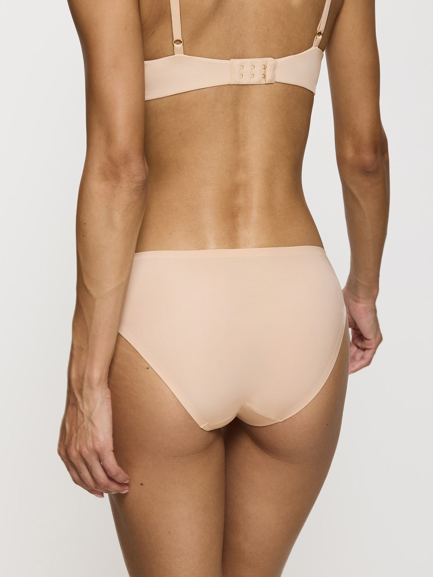 Triumph Tai-Slip Body Make-Up Essentials (2-St) Damen Frauen Mädchen