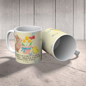 Mr. & Mrs. Panda Kinderbecher Hase Küken - Blumig - Geschenk, Plastik Tasse, Geschenke zu Ostern, Kunststoff, Kindergeschichten Motive